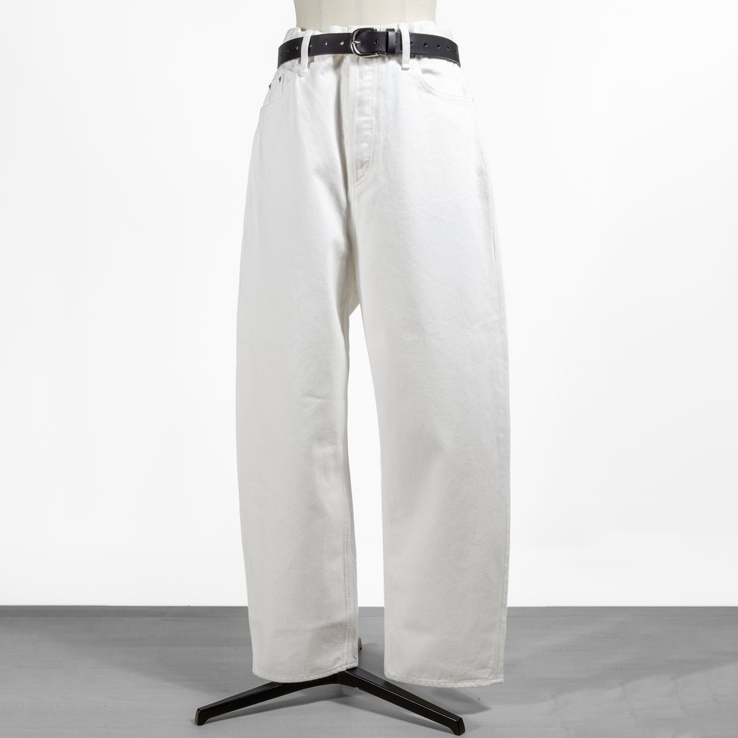 25AW SACRA ヴィンテージ デニムパンツ 125522111