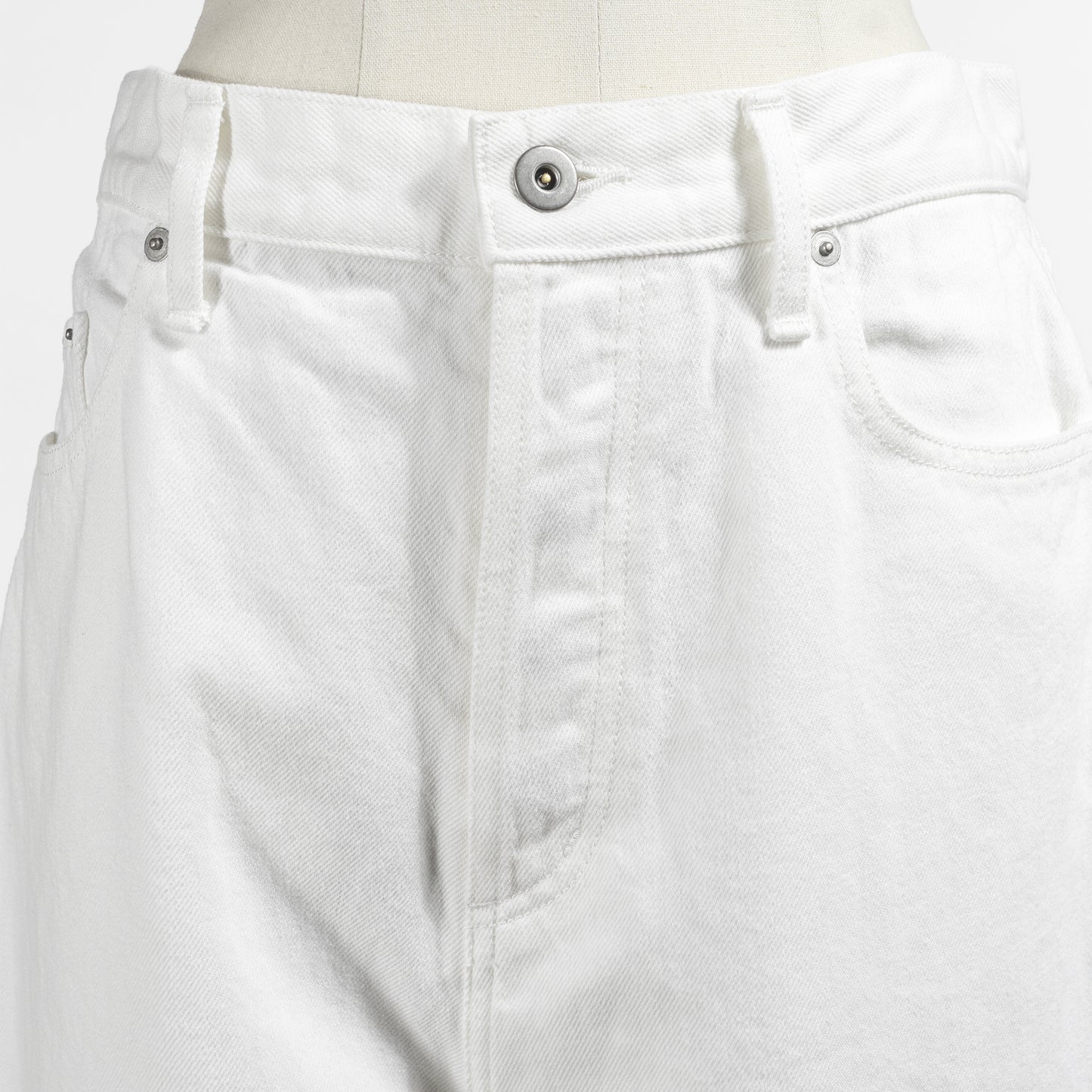 25AW SACRA ヴィンテージ デニムパンツ 125522111