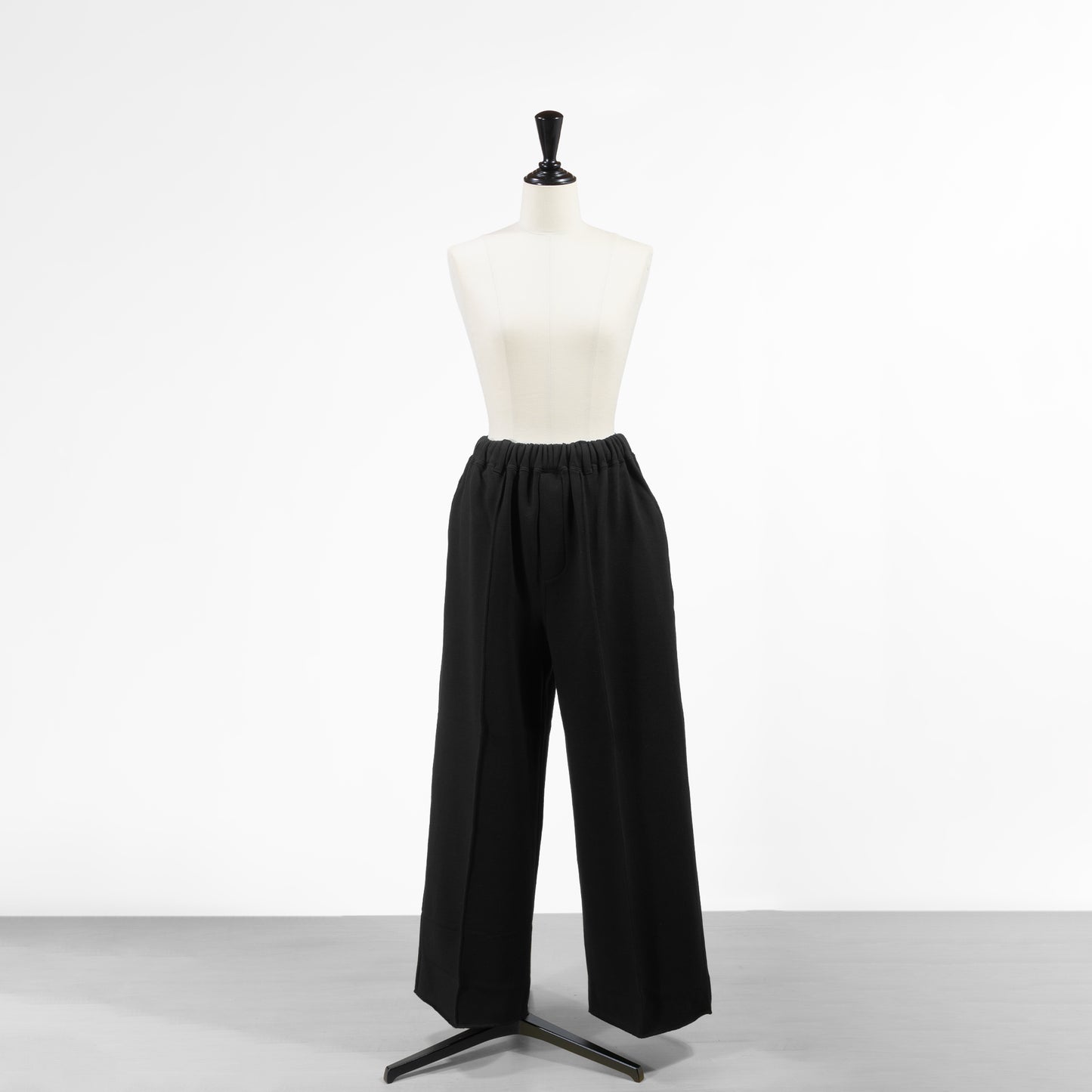 26AW SACRA エクストラファイン フリースパンツ 126142111