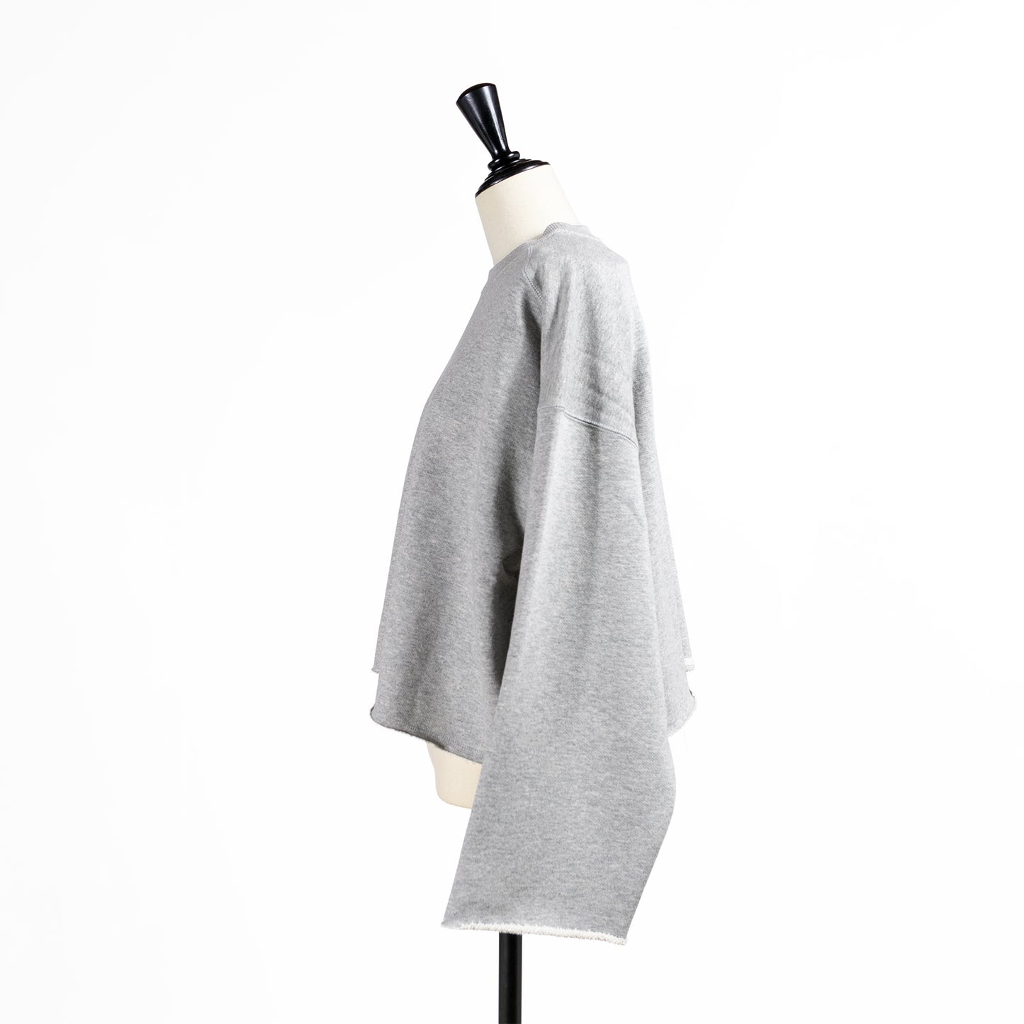 25AW SACRA プレミアムフリースクロップドトップ 125550091