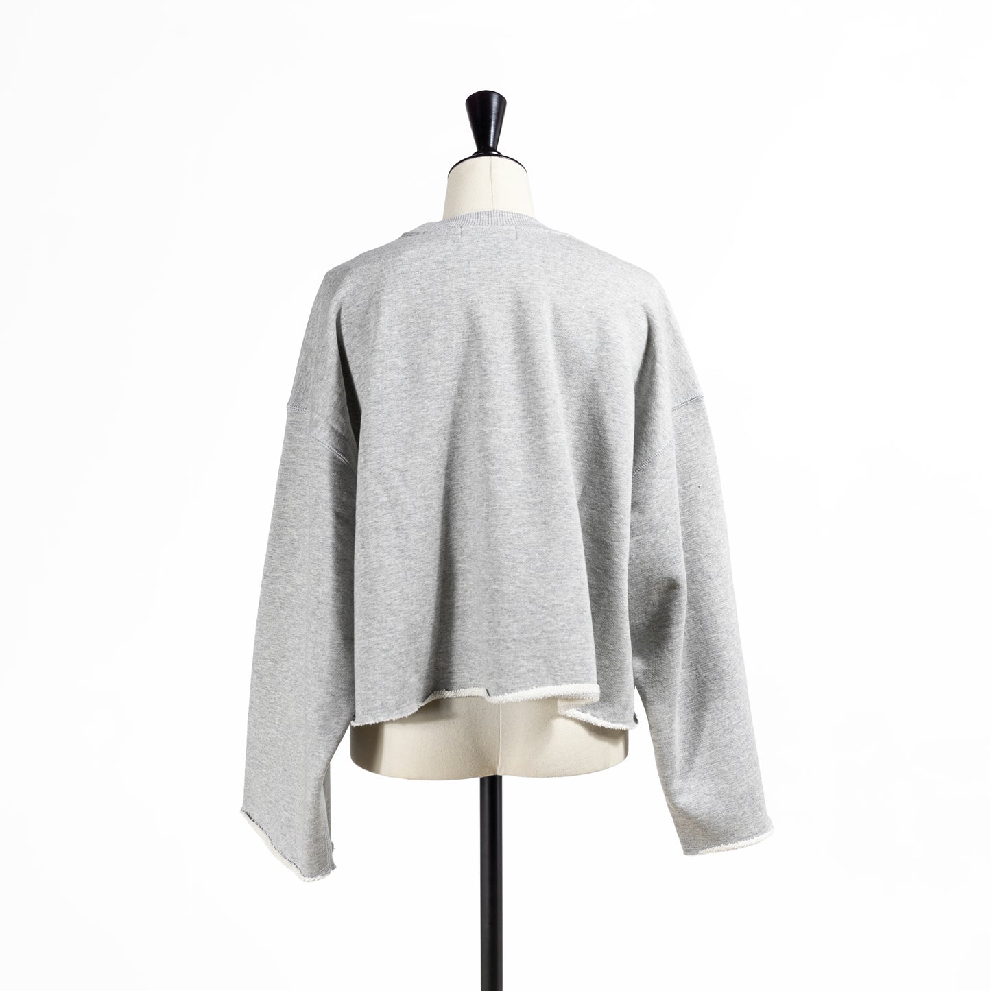 25AW SACRA プレミアムフリースクロップドトップ 125550091