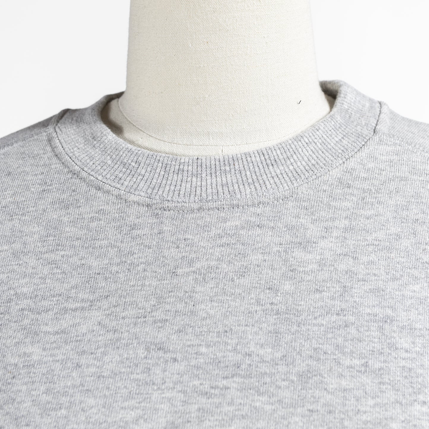 25AW SACRA プレミアムフリースクロップドトップ 125550091