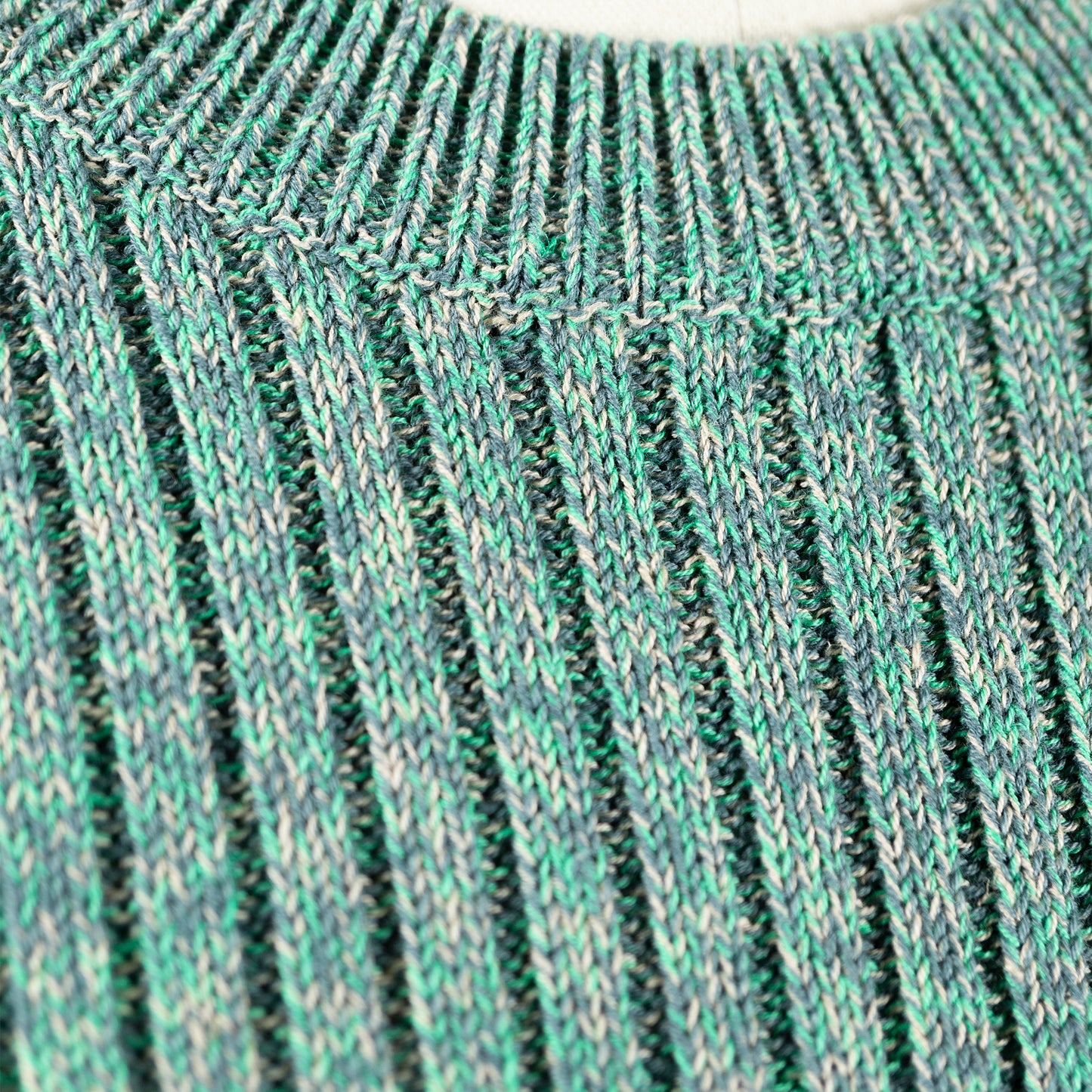 25SS SACRA コットンリネンメランジリブトップ