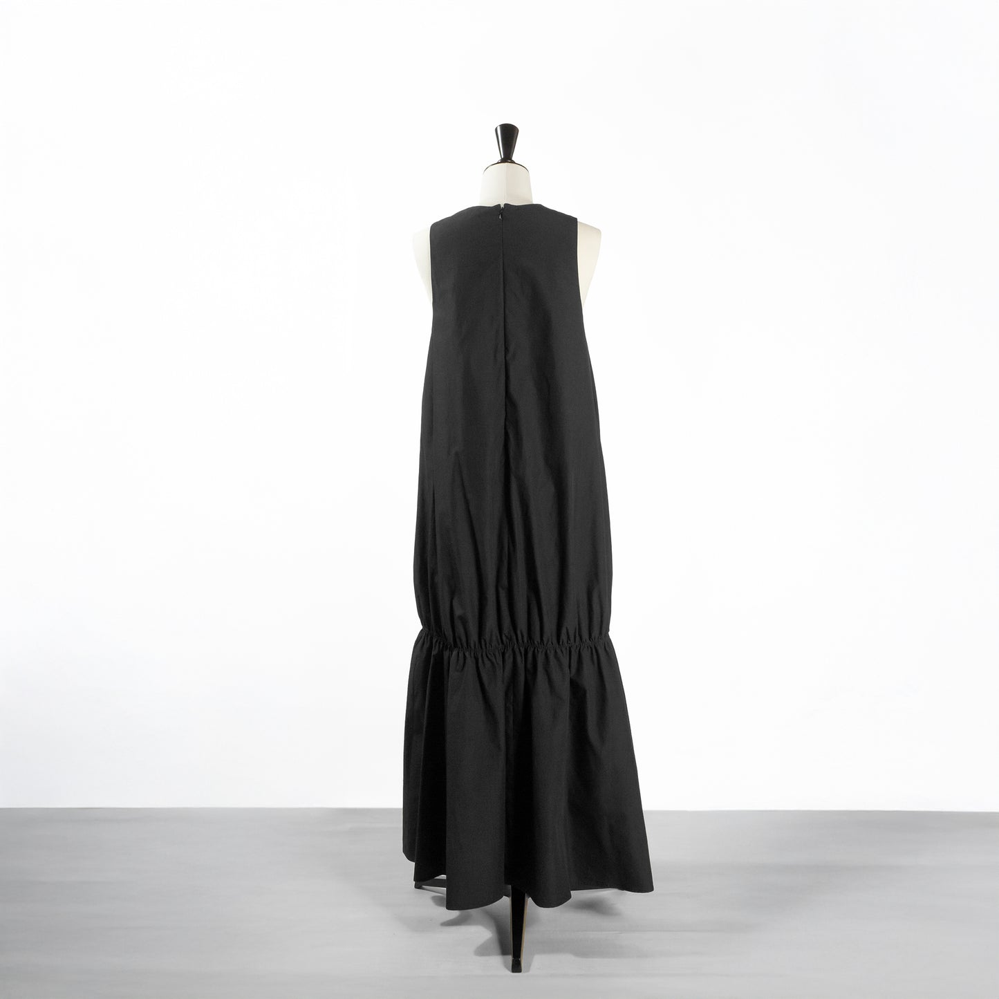 25SS SACRA コットンナイロンリップルドフィニッシュワンピース