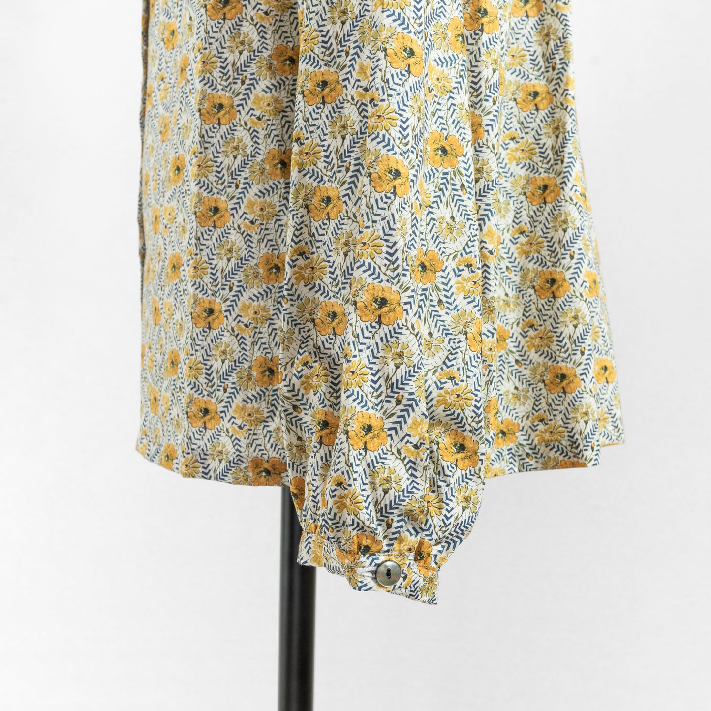 SARAHWEAR <MARIN> LIBERTY PRINT “DEMETER” BOW TIE BLOUSE