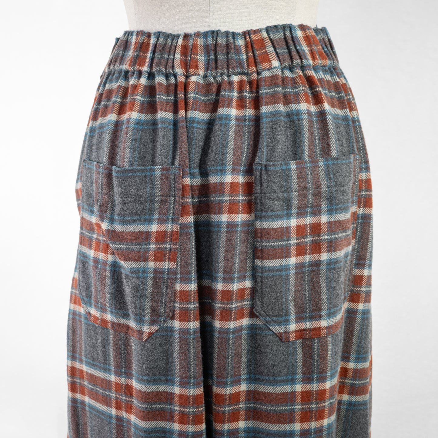 SARAHWEAR FLANNEL JUMPERSKIRT