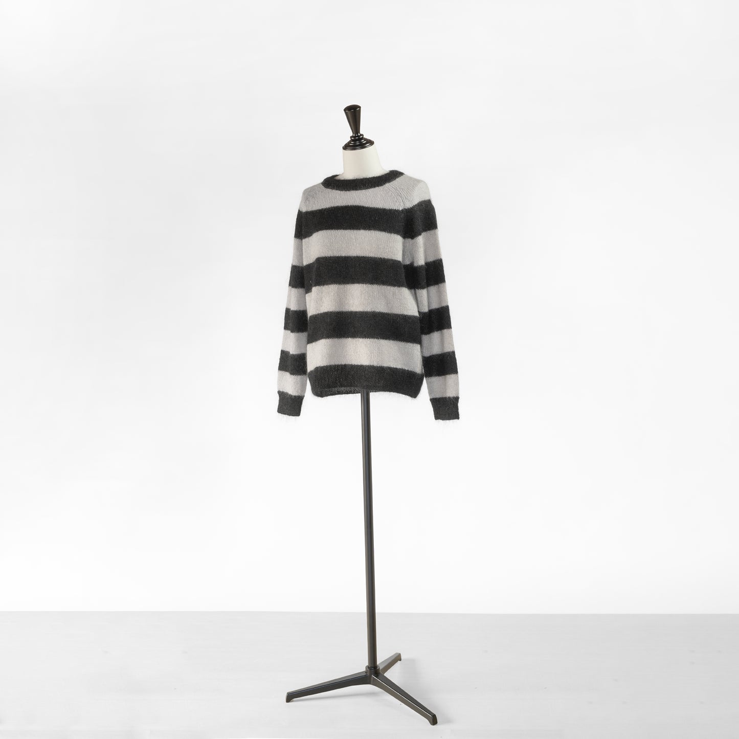 SARAHWEAR MOHAIR BORDER SWEATER