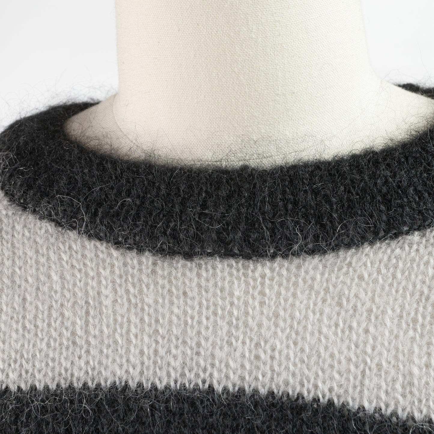 SARAHWEAR MOHAIR BORDER SWEATER