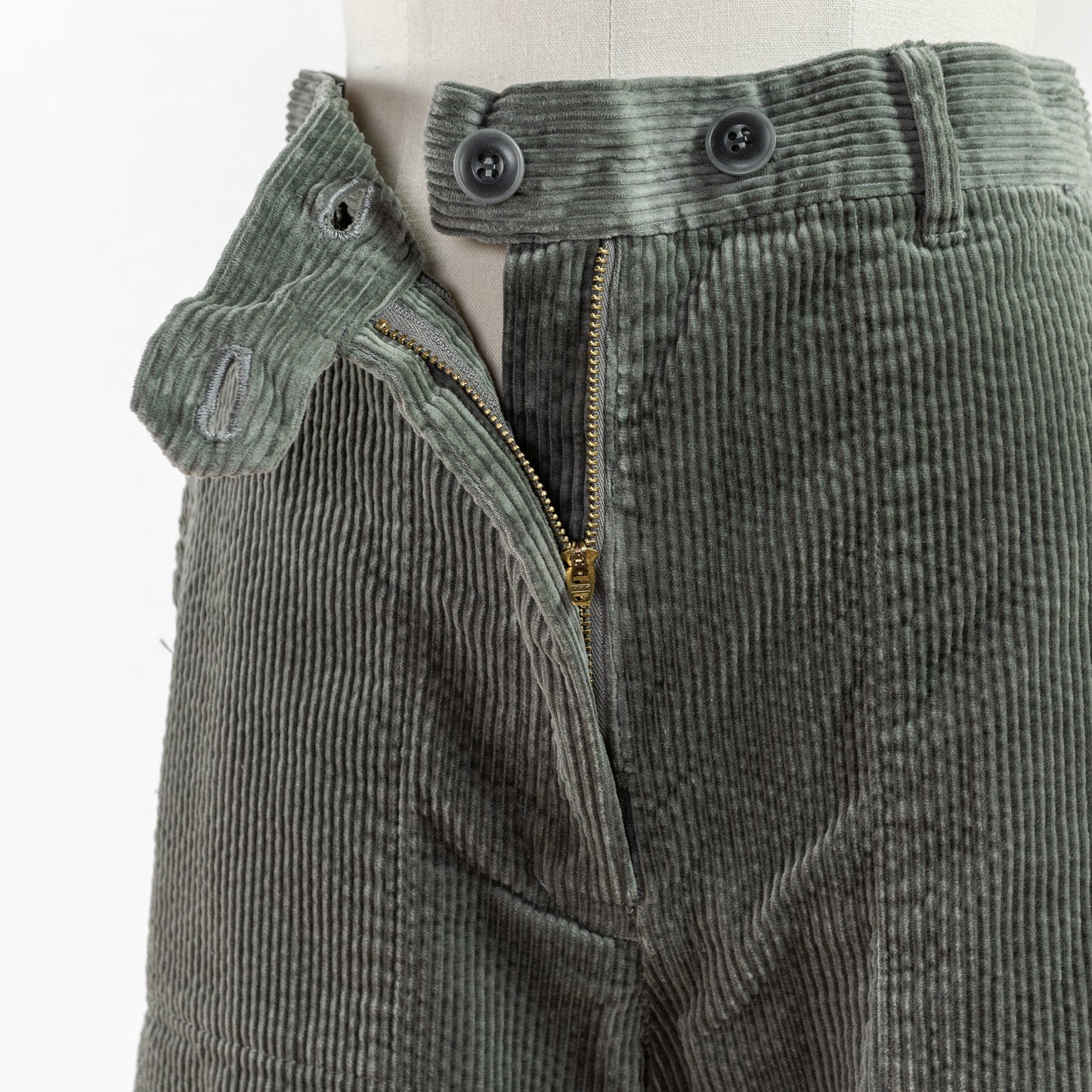 SARAHWEAR <CAROLE> SUCKER CORDUROY BAKER PANTS