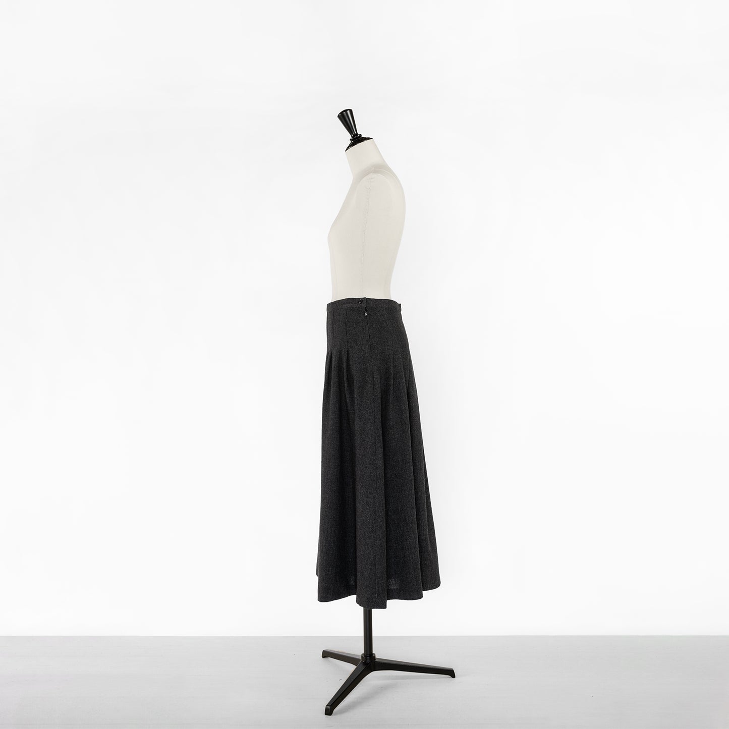 SARAHWEAR RELAX WOOL ETAMINE TUCK SKIRT