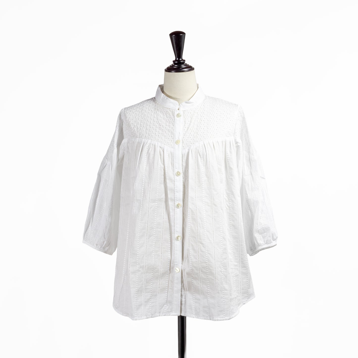 25AW SARAHWEAR <Lily>エンブロイダリー×エンブロイダリー ギャザーブラウス C53051