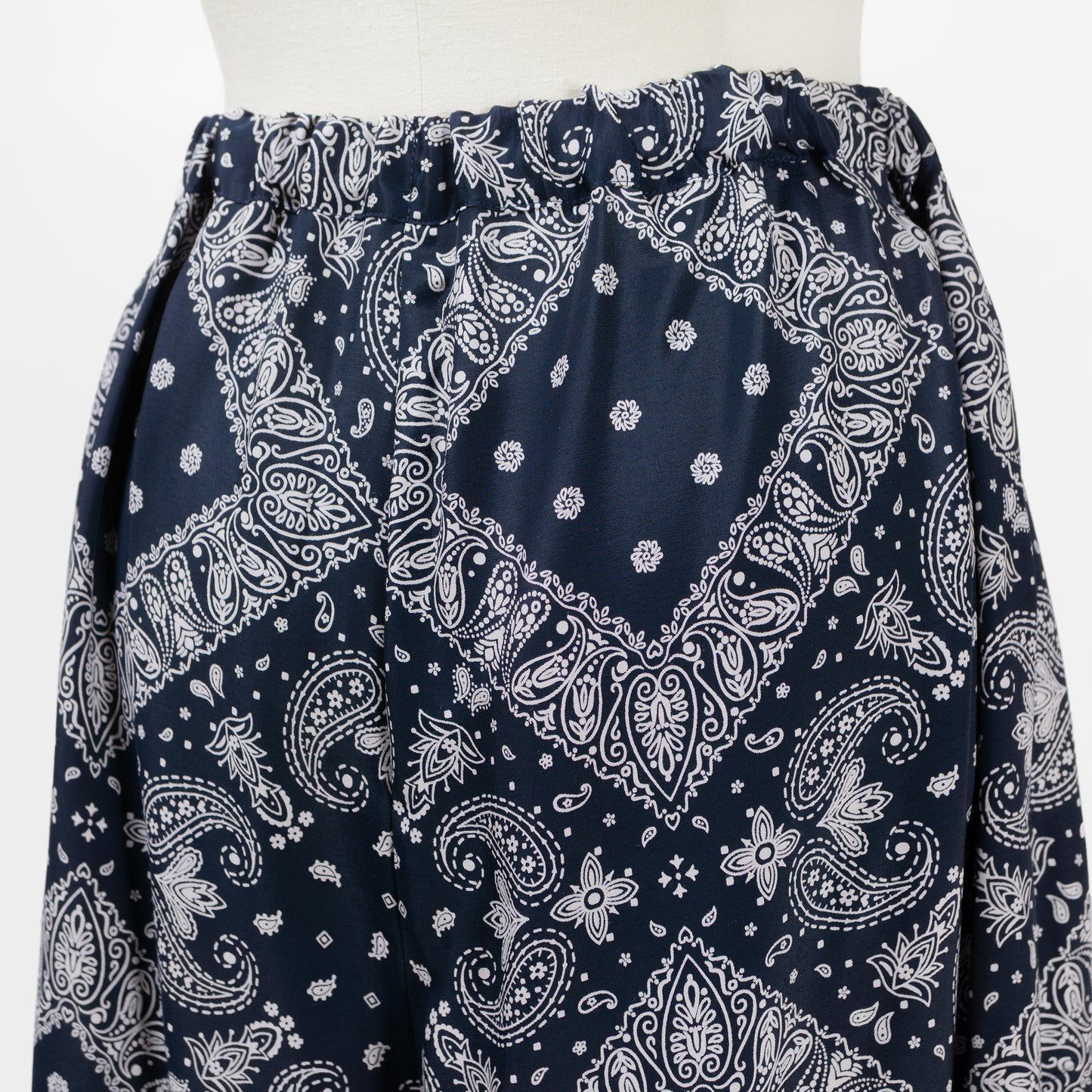 25SS SARAHWEAR <Tamiyo>バンダナプリントレーヨンワイドパンツ