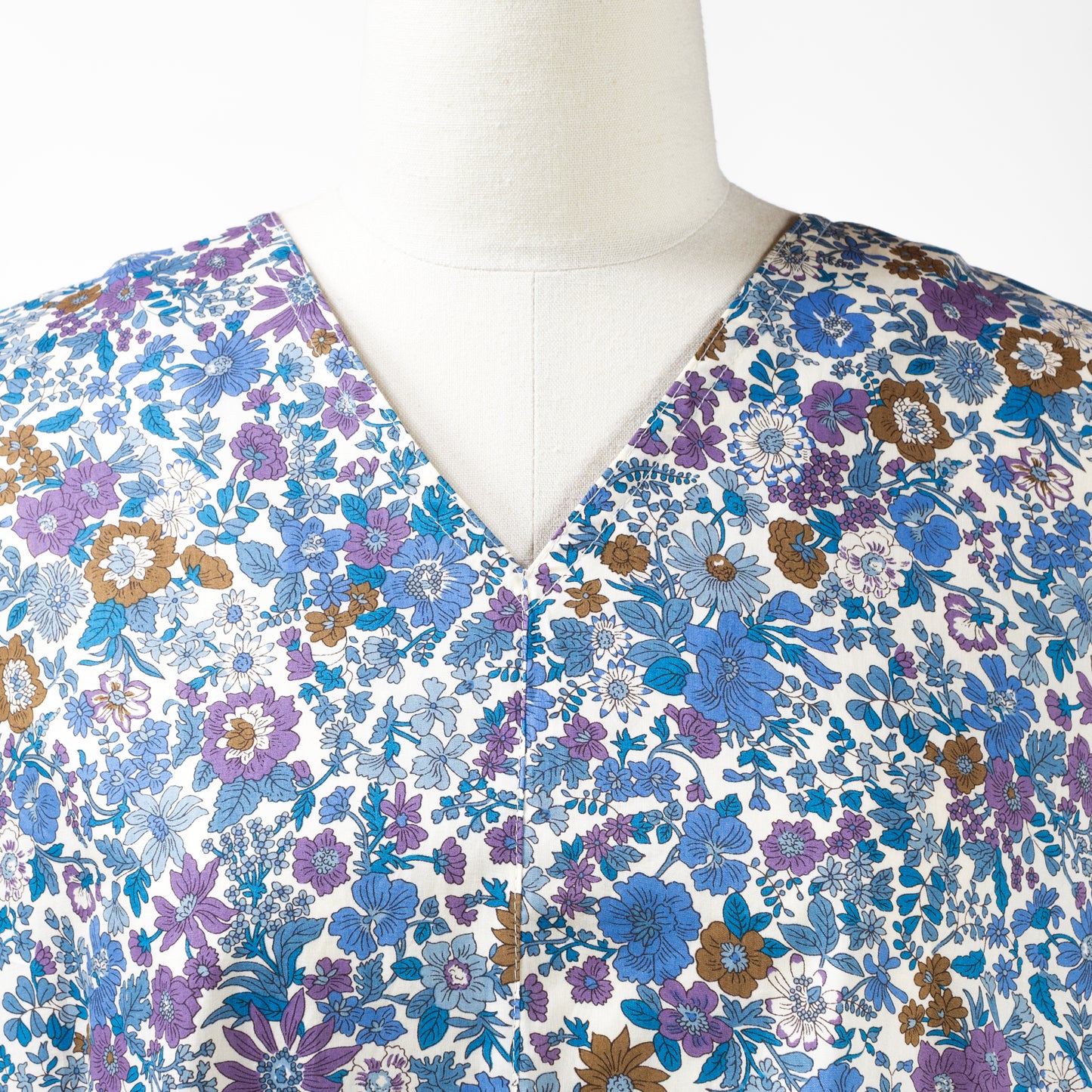 25SS SARAHWEAR リバティプリント<Emily>Vネックドレス