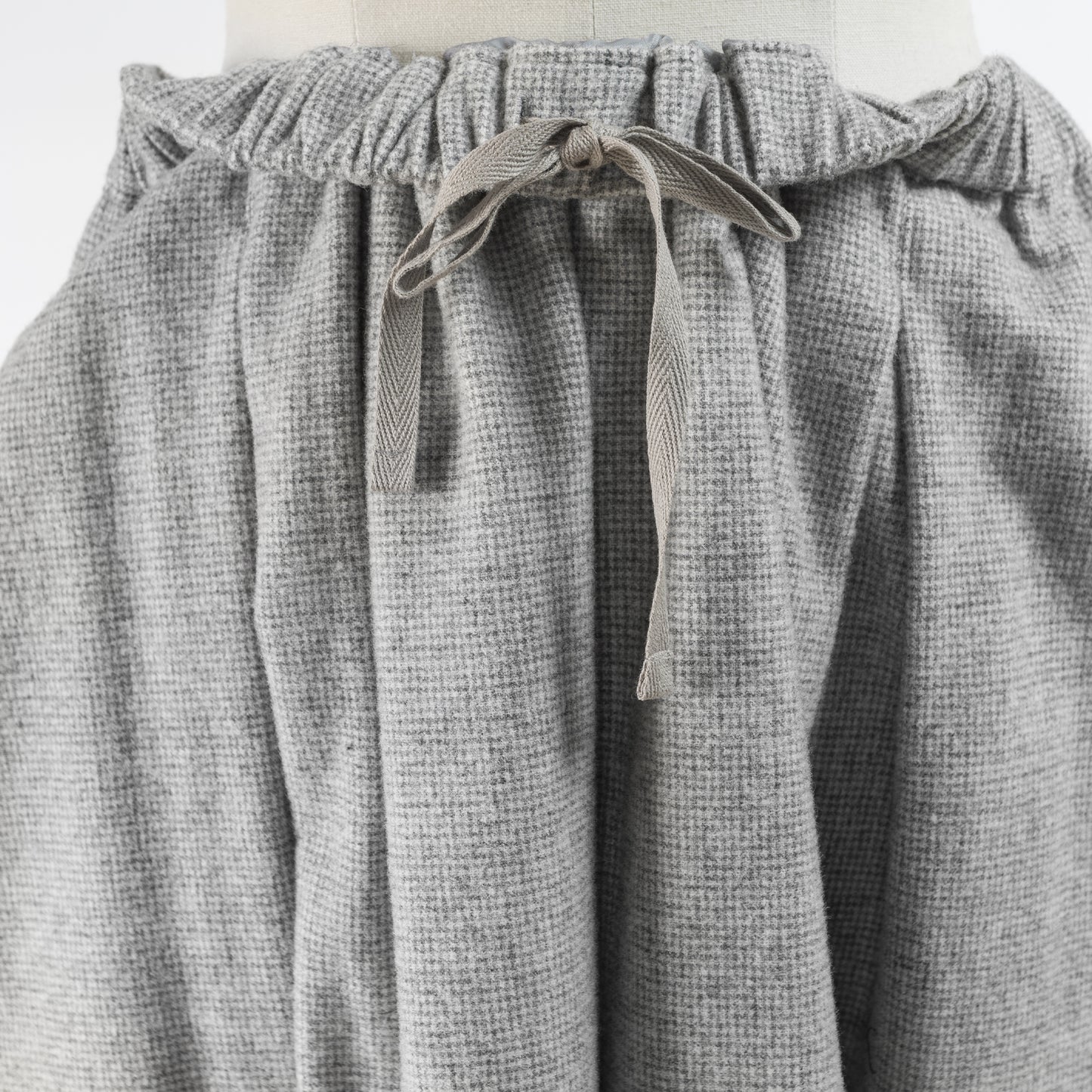 STAMP AND DIARY WOOL CHECK TUCK GATHER SKIRT