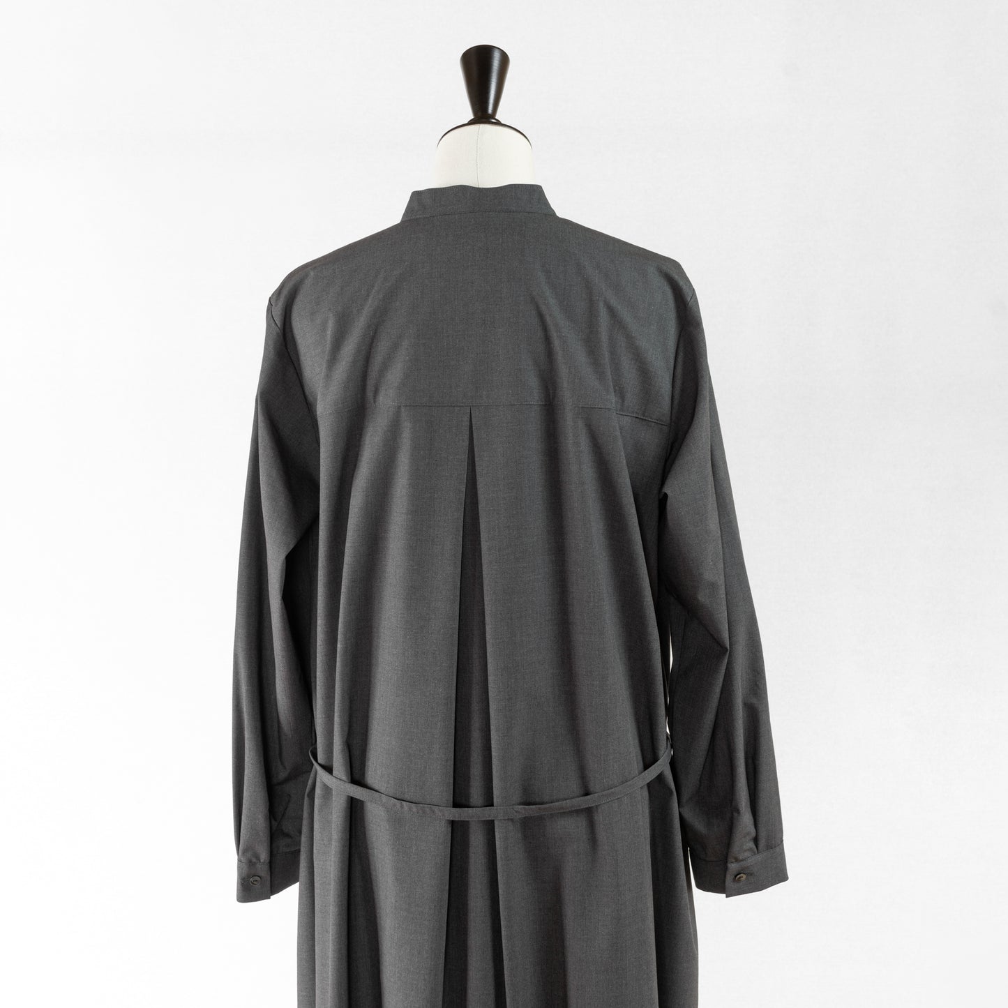 STAMP AND DIARY STAND COLLAR FLARE OP