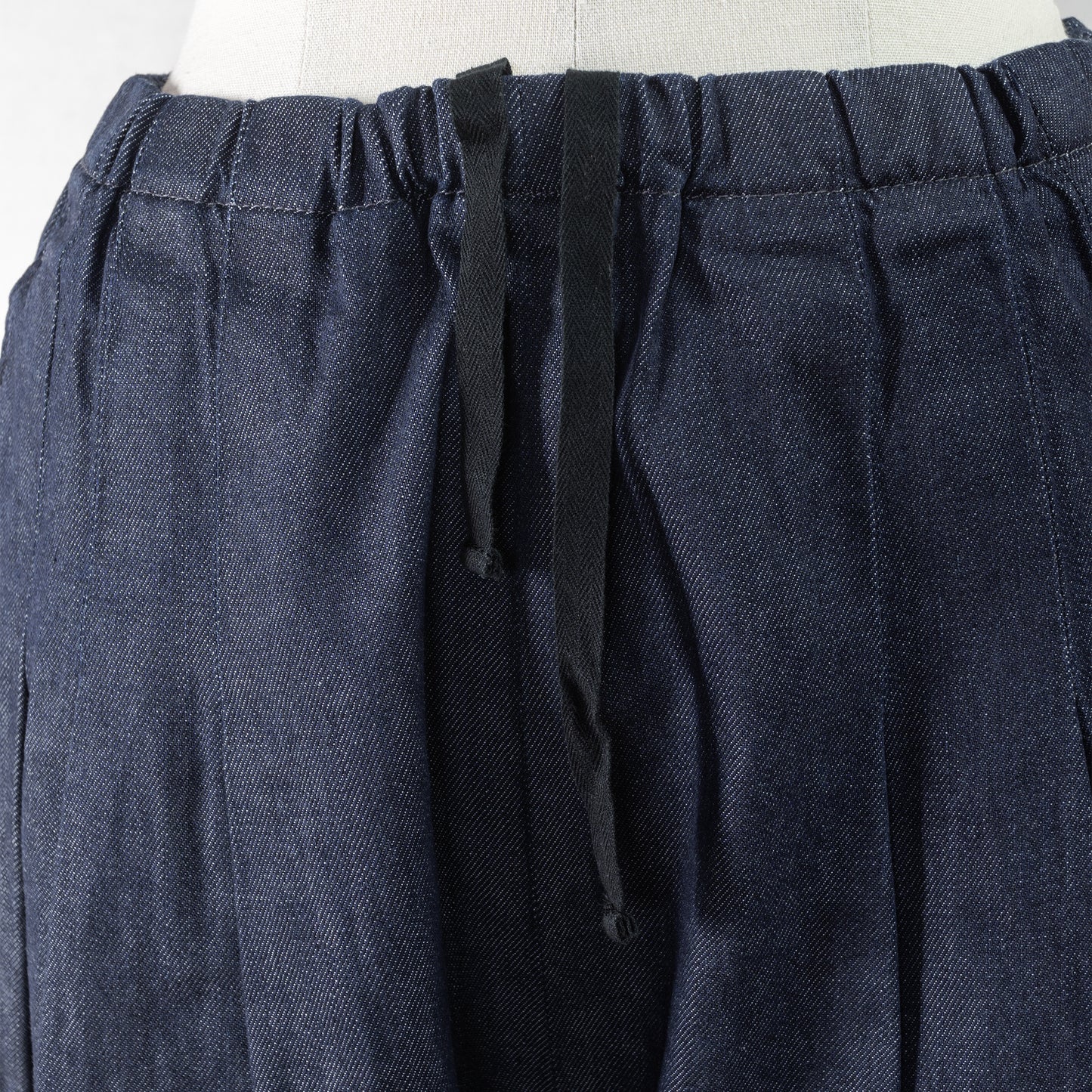 STAMP AND DIARY WAIST TUCK DENIM WIDE PANTS 91cm