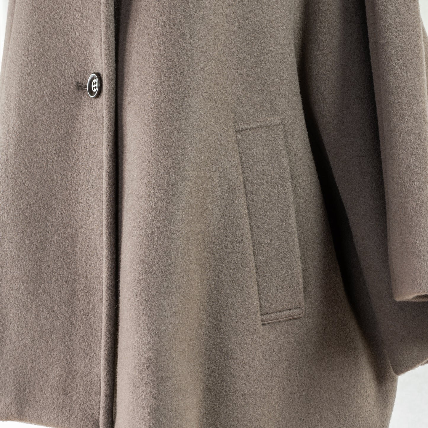 utilité REVER BEAVER PONCHO COAT
