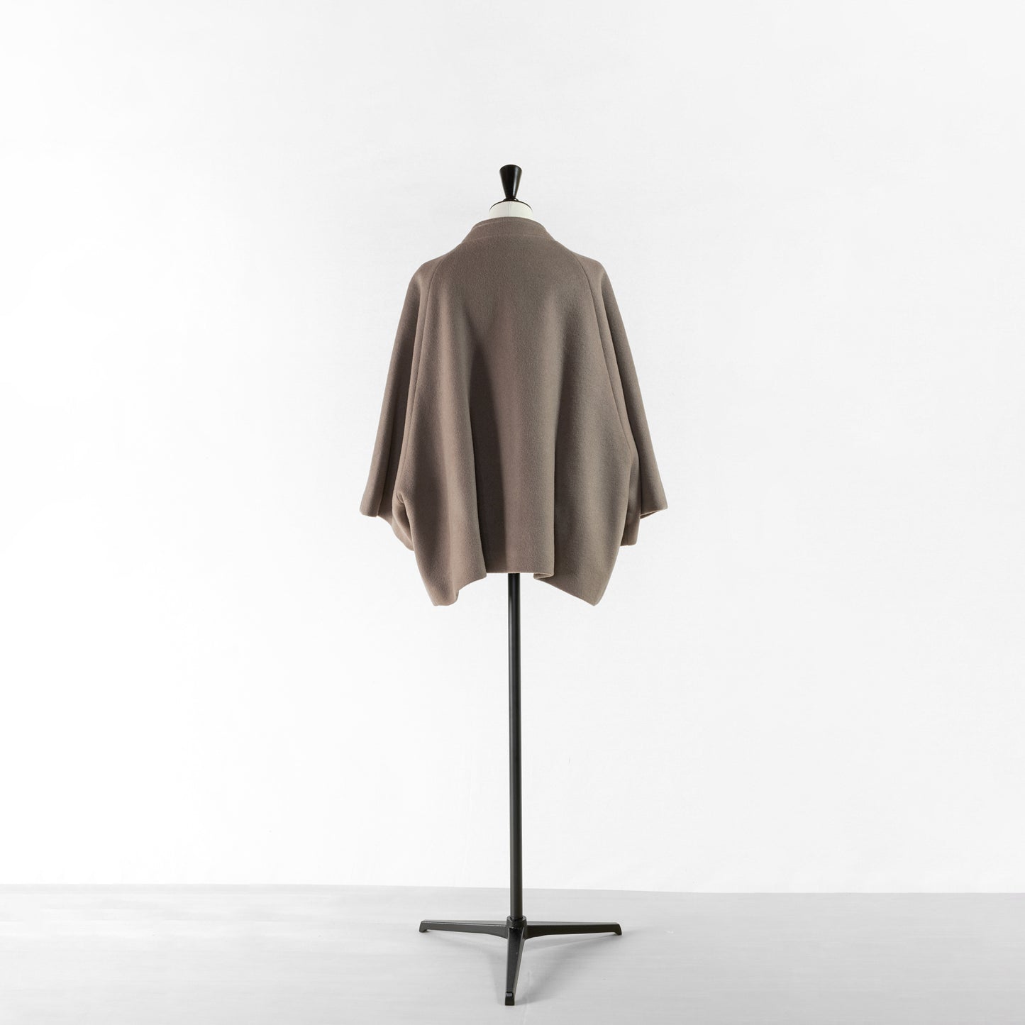 utilité REVER BEAVER PONCHO COAT