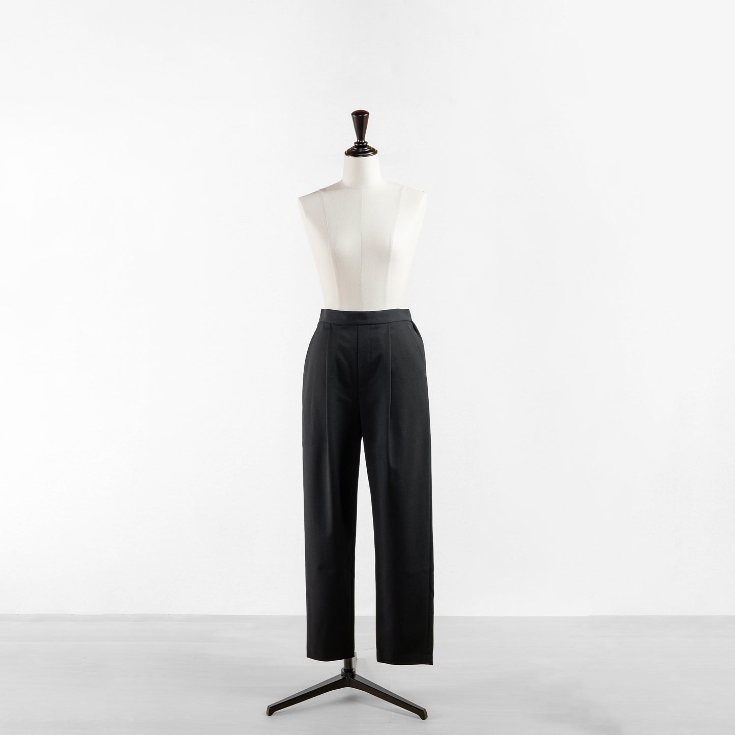 utilité T/W GABARDINE TUCK PANTS