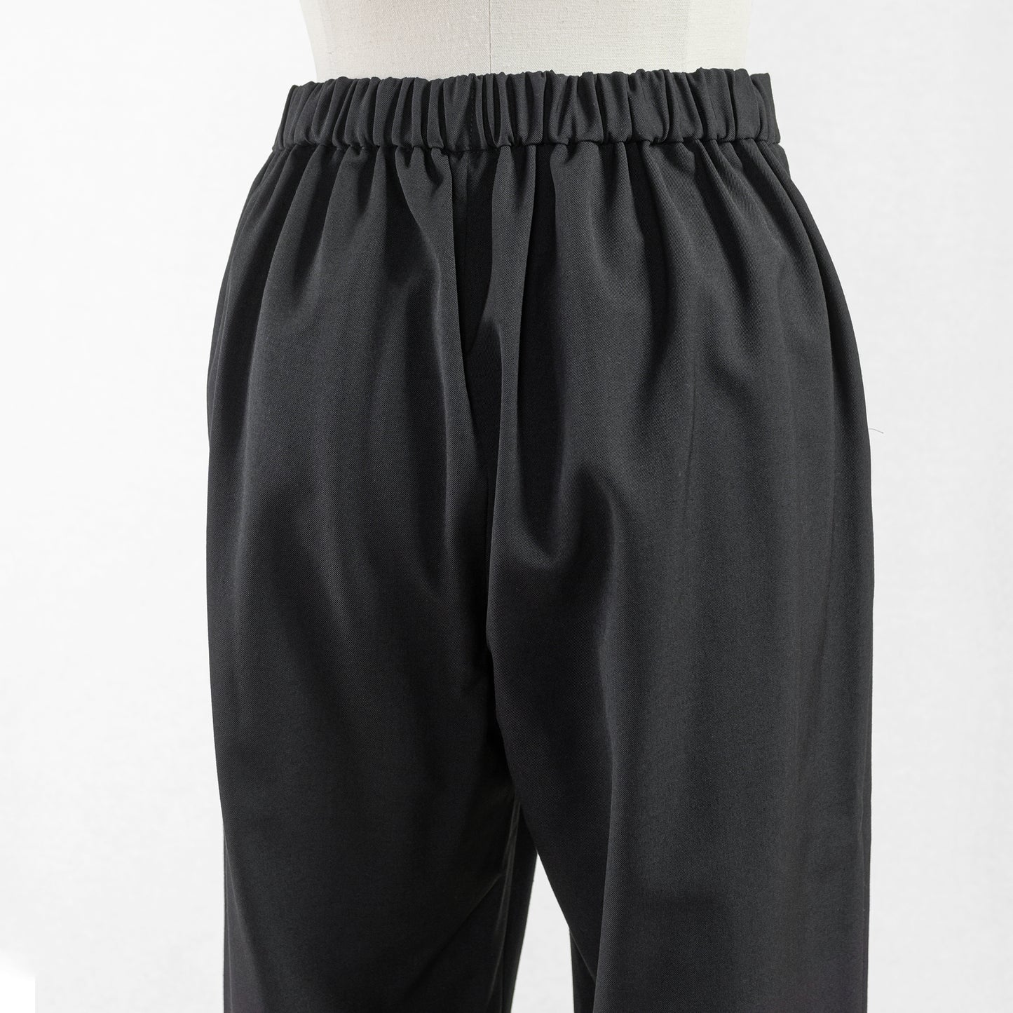 utilité T/W GABARDINE TUCK PANTS