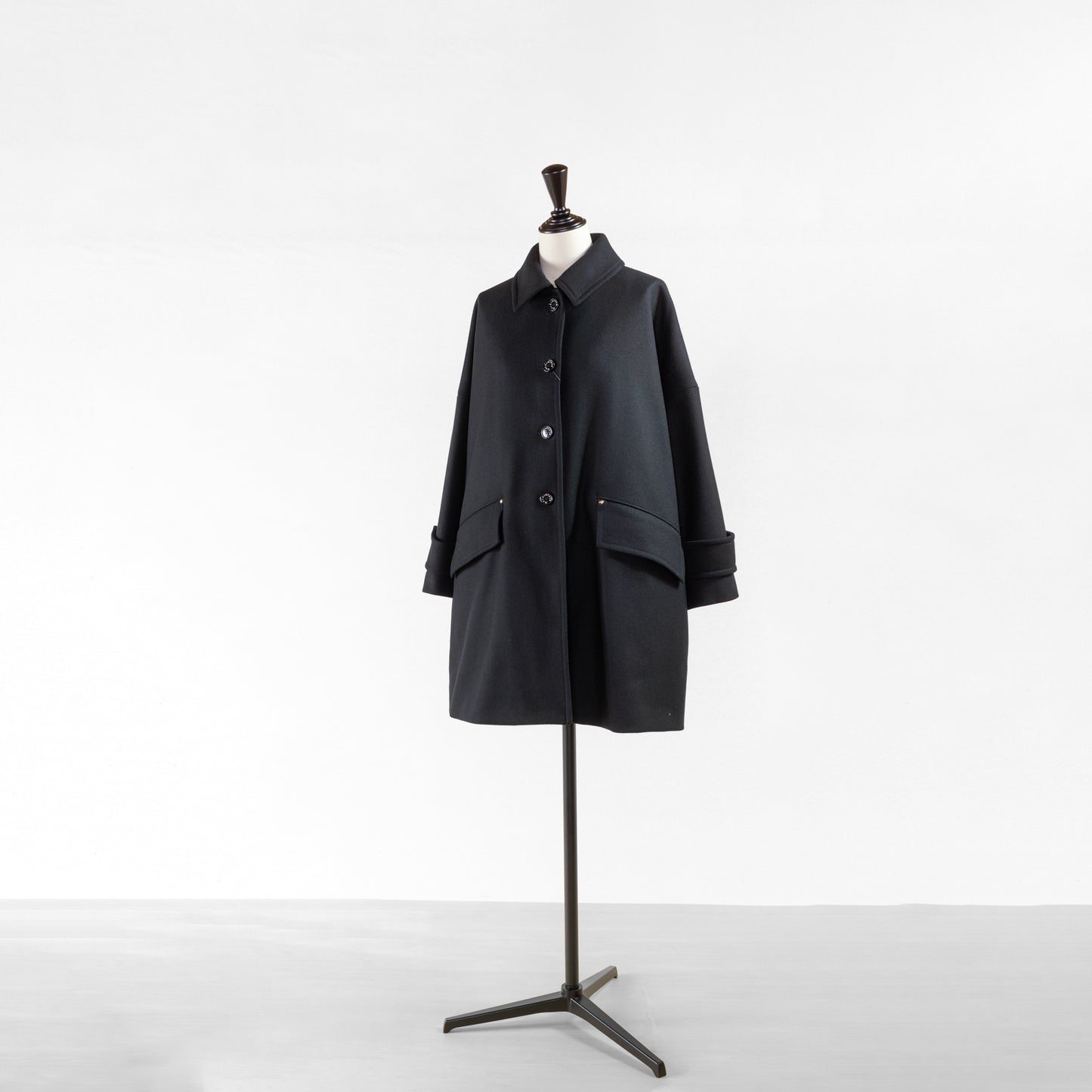 MACKINTOSH NEW HUMBIE LOGO BOTTON