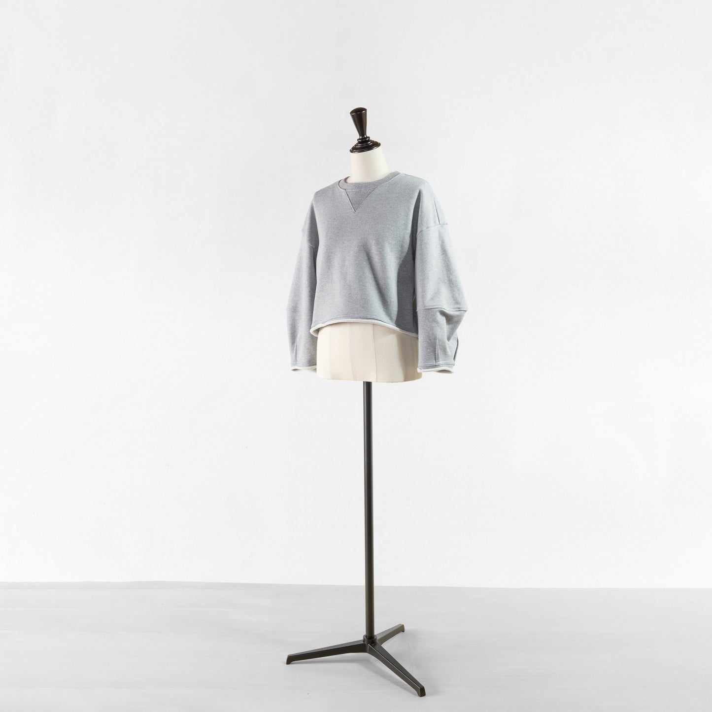 PASSIONE CROPPED SWEAT TOP