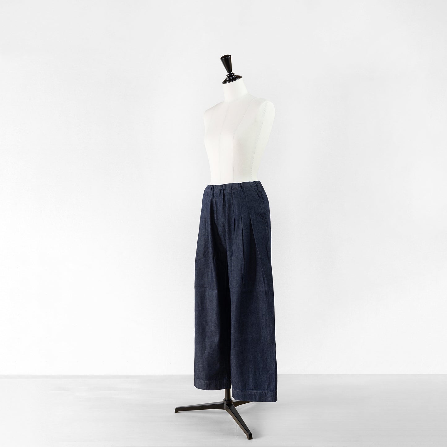 STAMP AND DIARY WAIST TUCK DENIM WIDE PANTS 91cm