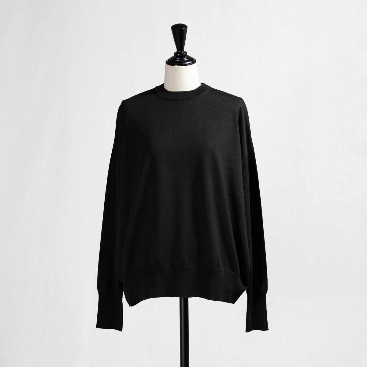 26AW SACRA エクストラファインメリノ クルーネックトップ 126636081