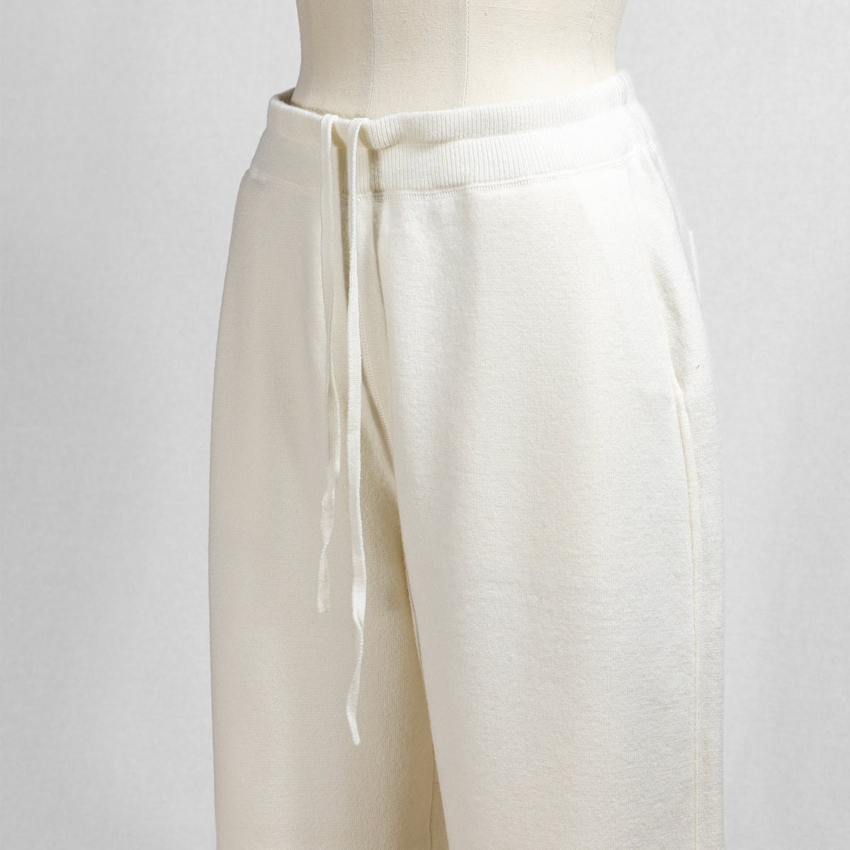26AW TICCA ミラノリブ ワイドパンツ TBFA-302