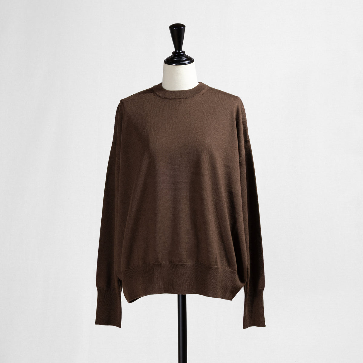 26AW SACRA エクストラファインメリノ クルーネックトップ 126636081
