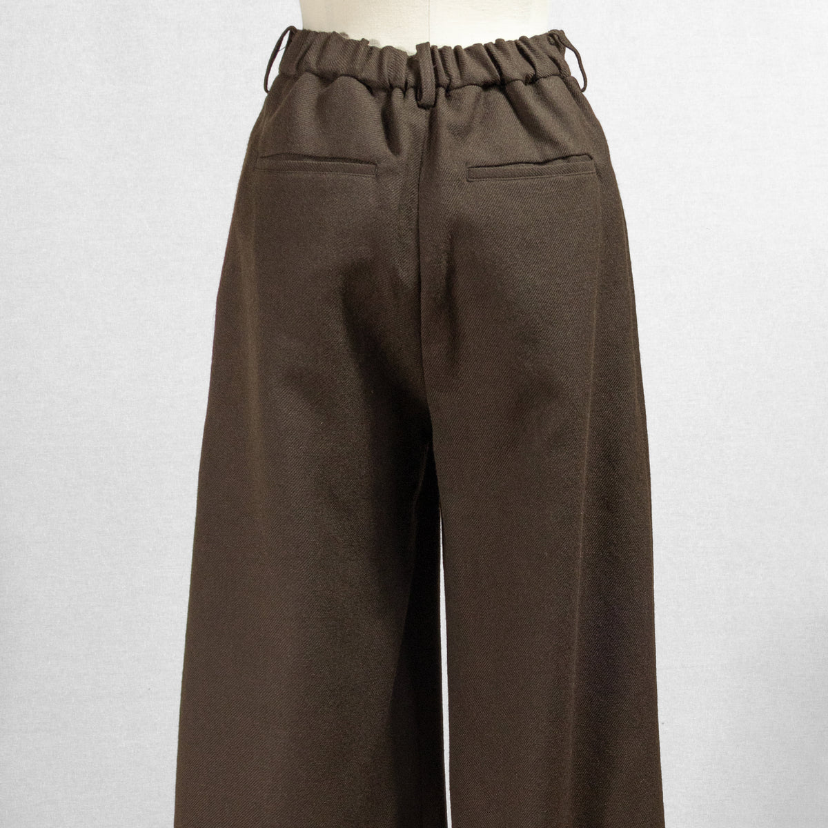 26AW SARAHWEAR ウールサージ シングルタックパンツ C30634