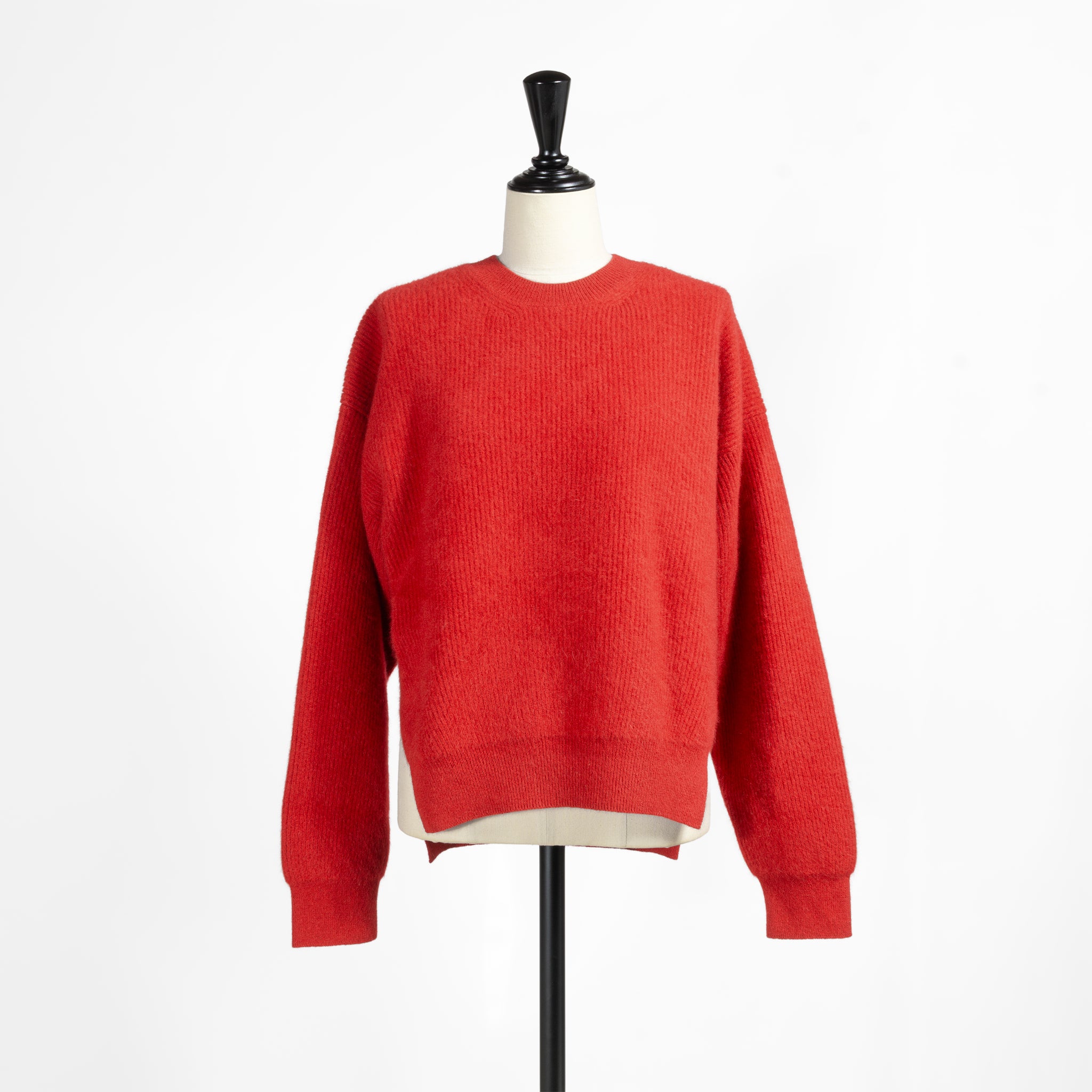 ONTADE公式｜BATONER バトナー カシミヤフォックスクルーネック