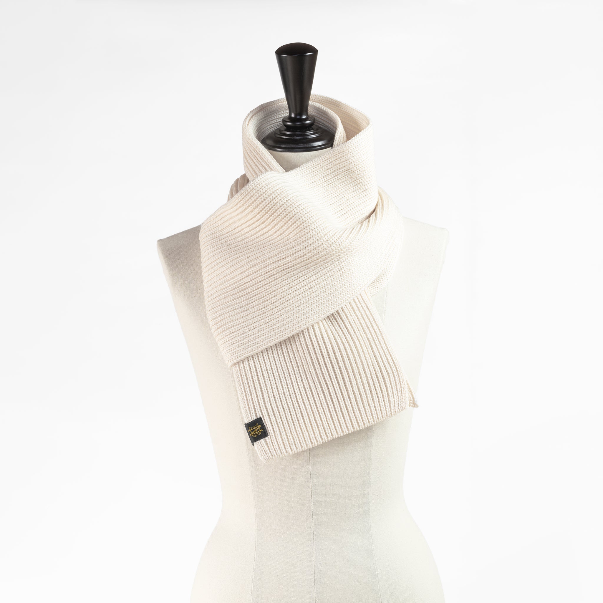 BATONER SOLID WOOL MUFFLER