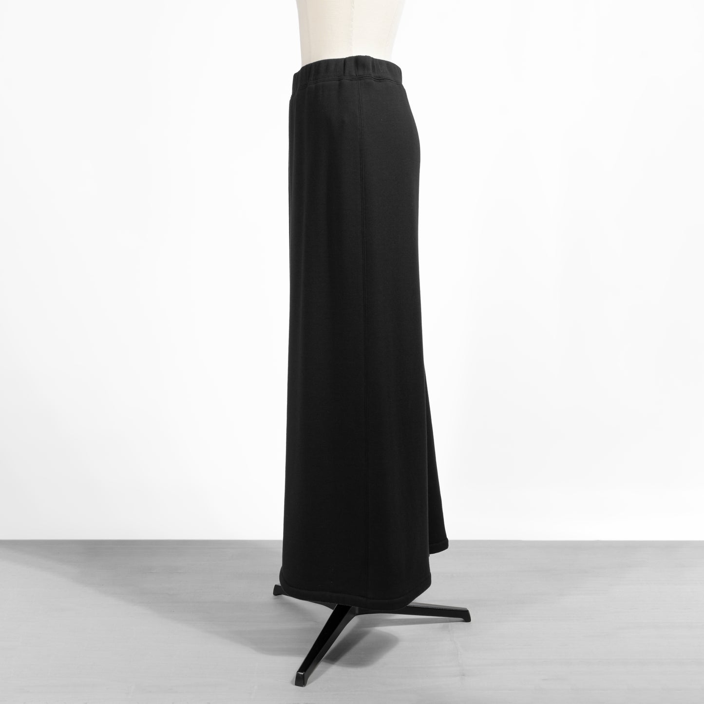 25AW cafune FAMMETバックフレアスカート 545608