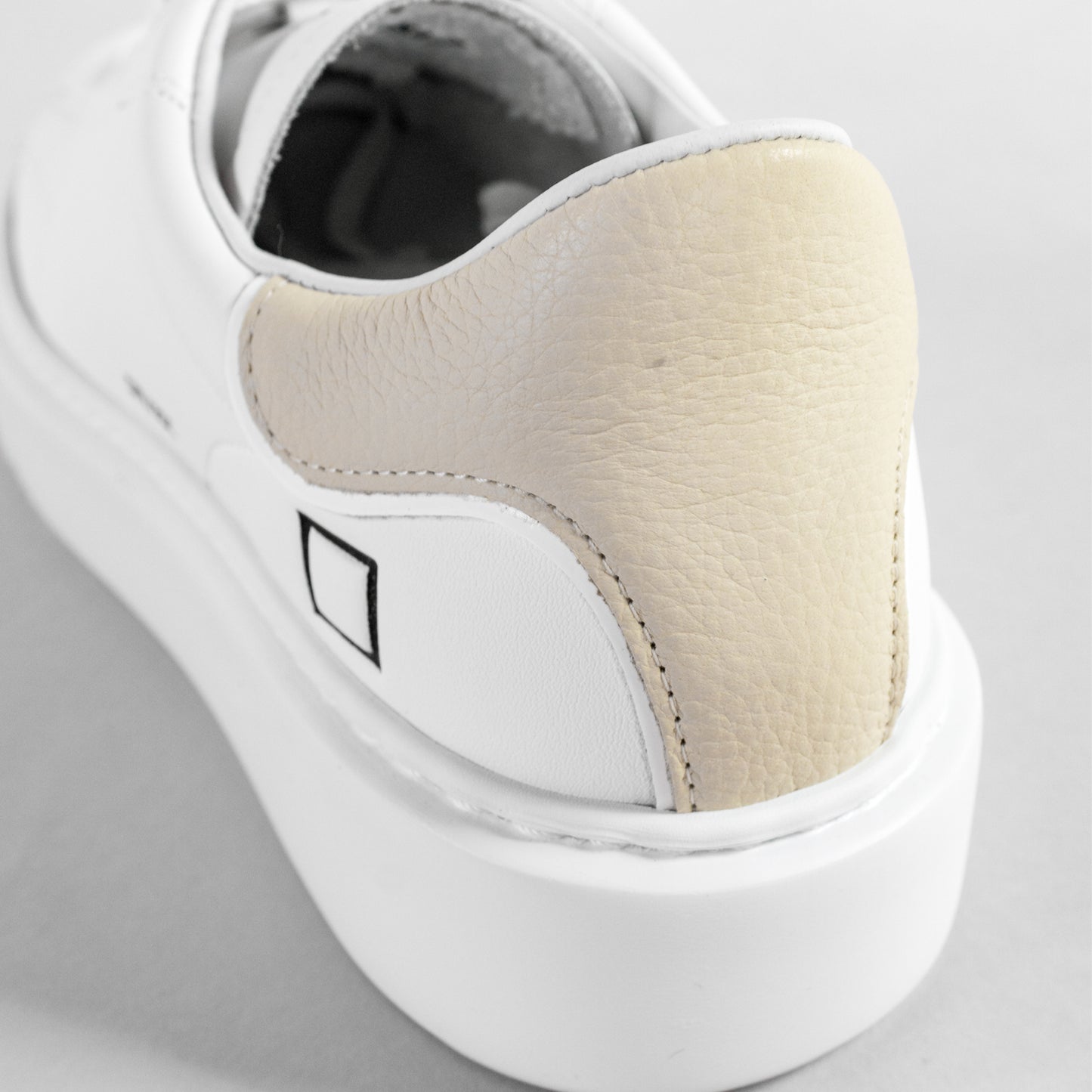 D.A.T.E SFERA BASIC WHITE-BEIGE