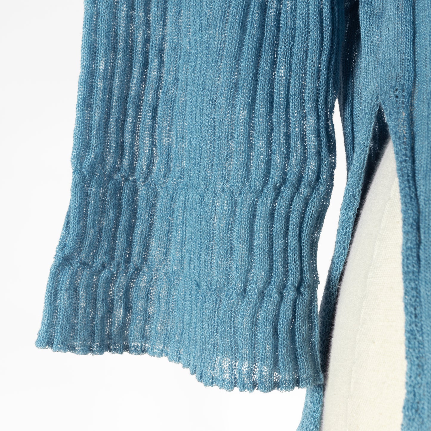 26SS enrica Vネックカーディガン KNIT231