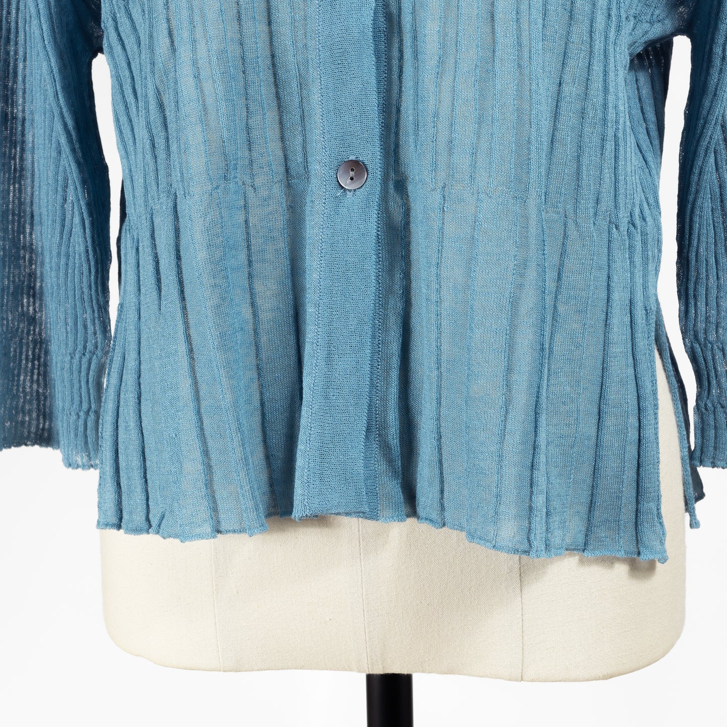 26SS enrica Vネックカーディガン KNIT231