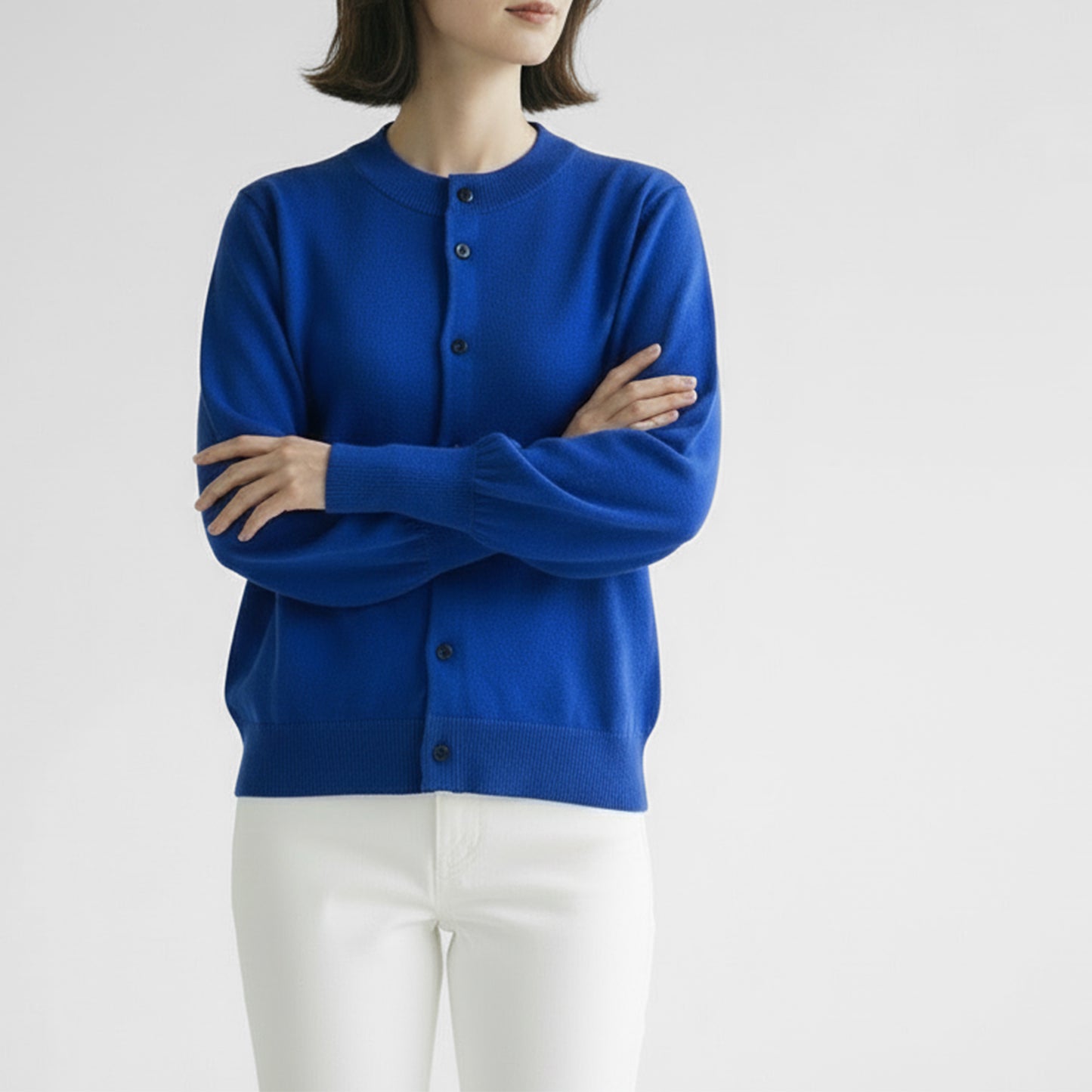 grin 綿カシミヤクルーネックカーディガン 8254K-028