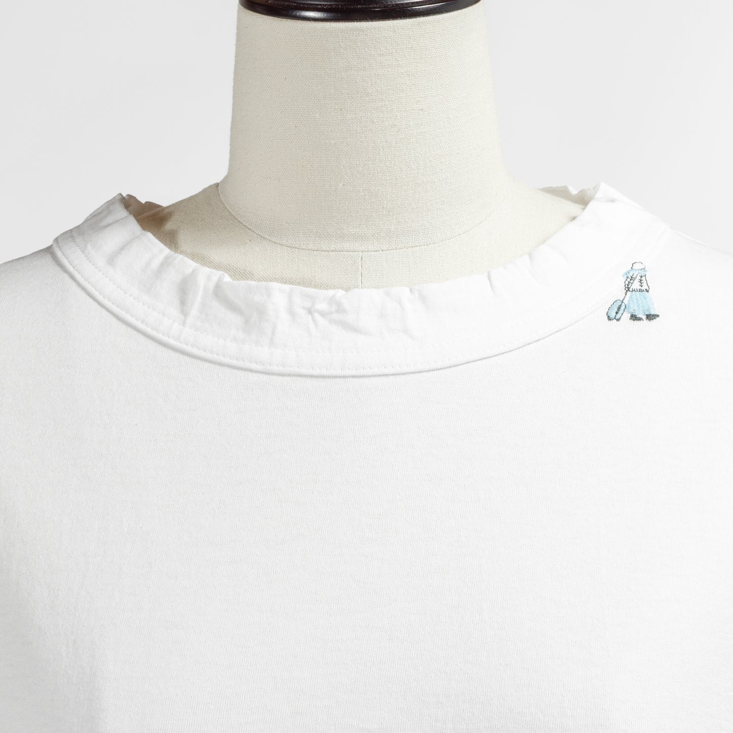 25SS grin エーゲ海天竺キャリー刺繍Tシャツ 8244C-029