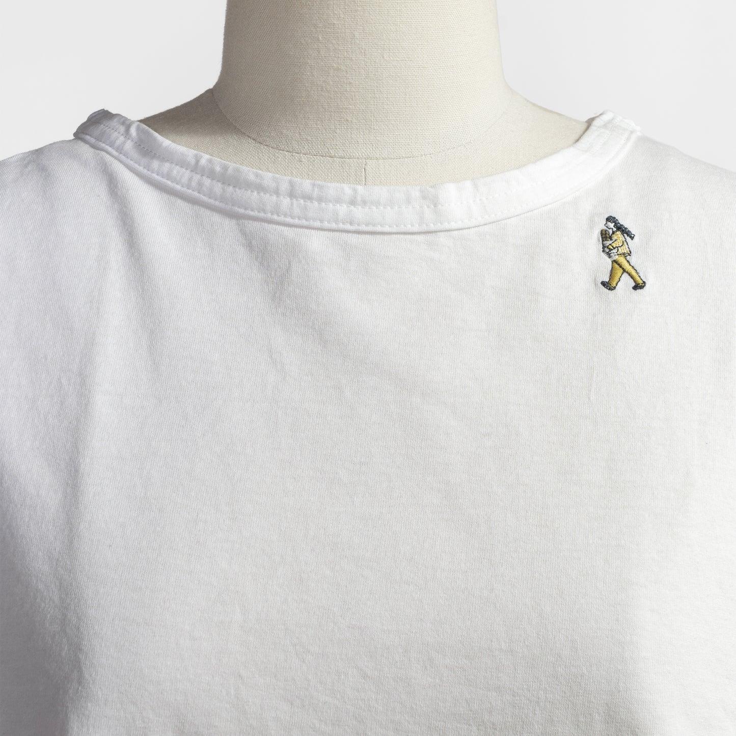 26SS grin エーゲ海 パン刺繍 ドルマンT 8263C-018