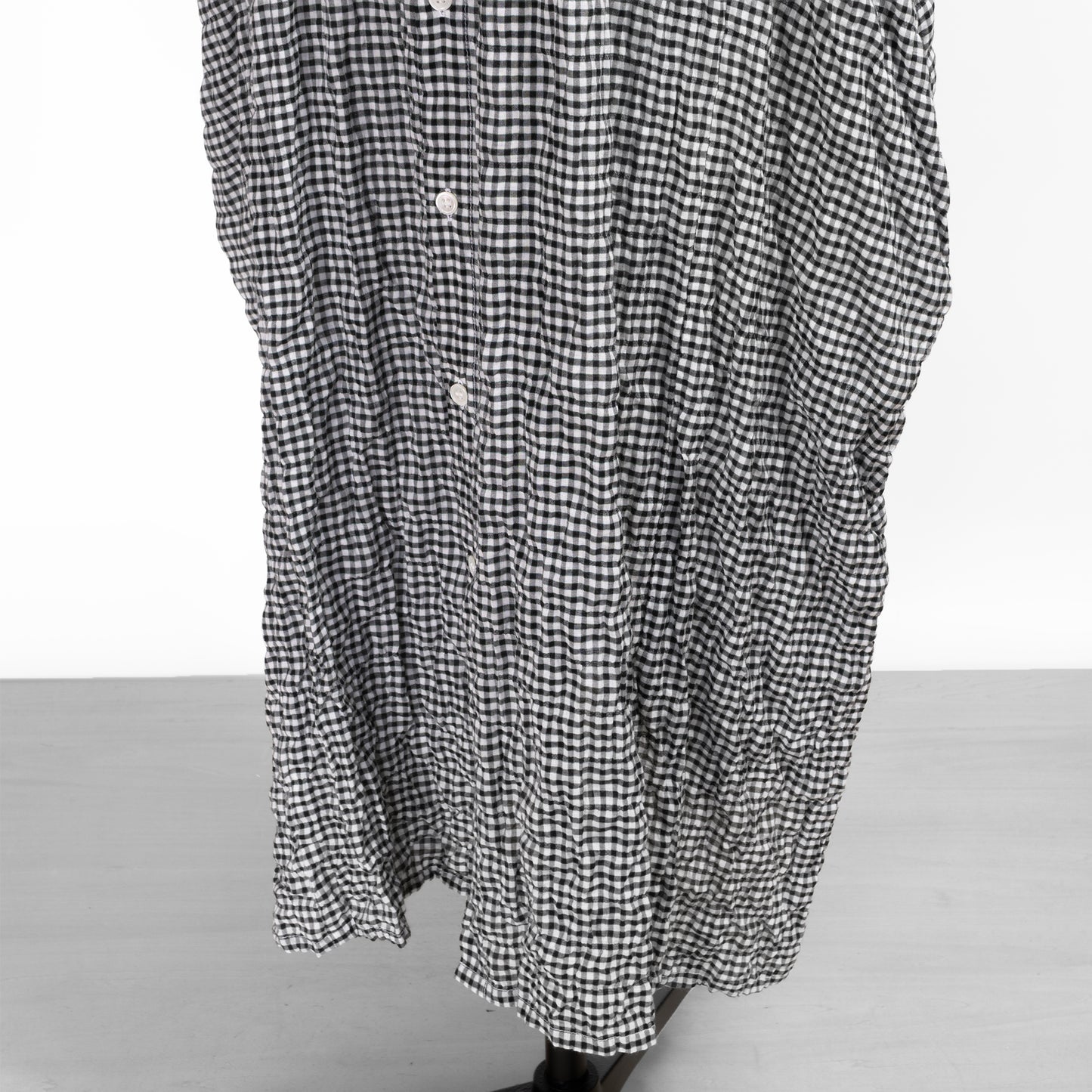 26SS NATURAL LAUNDRY 先染めシャーリング ワイドワンピース 7262O-002