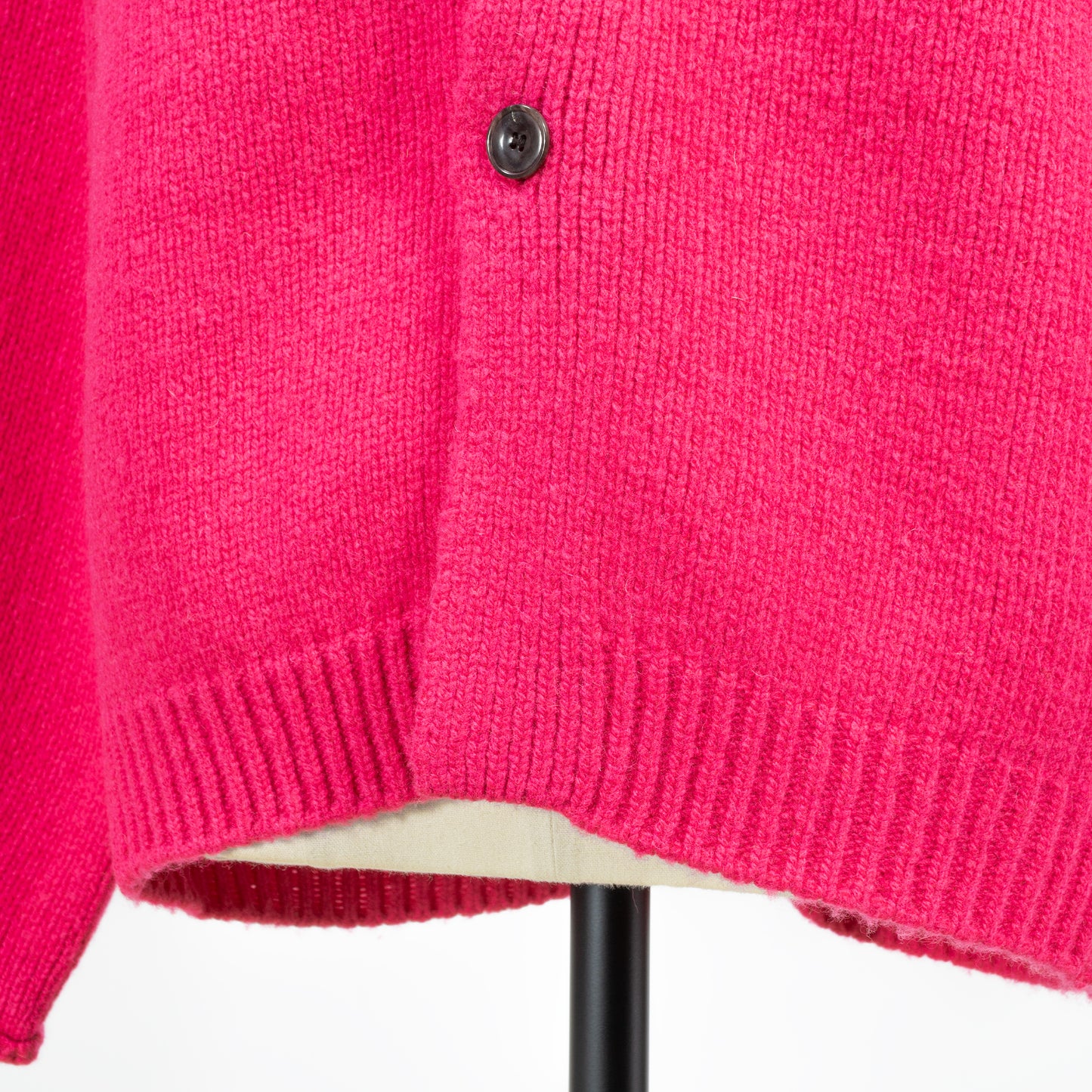 25AW grin シェパードAirラグランカーディガン 8254K-001