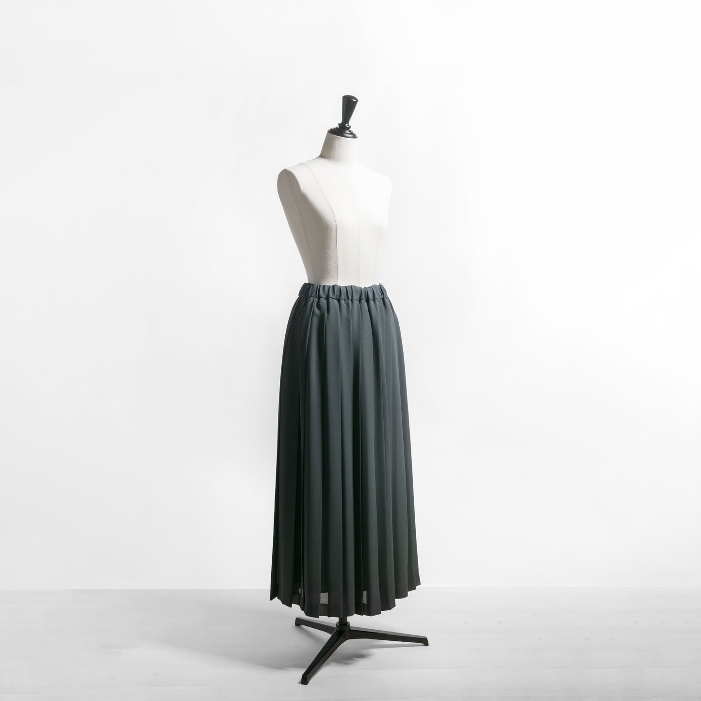mizuiro ind WIDE WITH PLEATS SKIRT