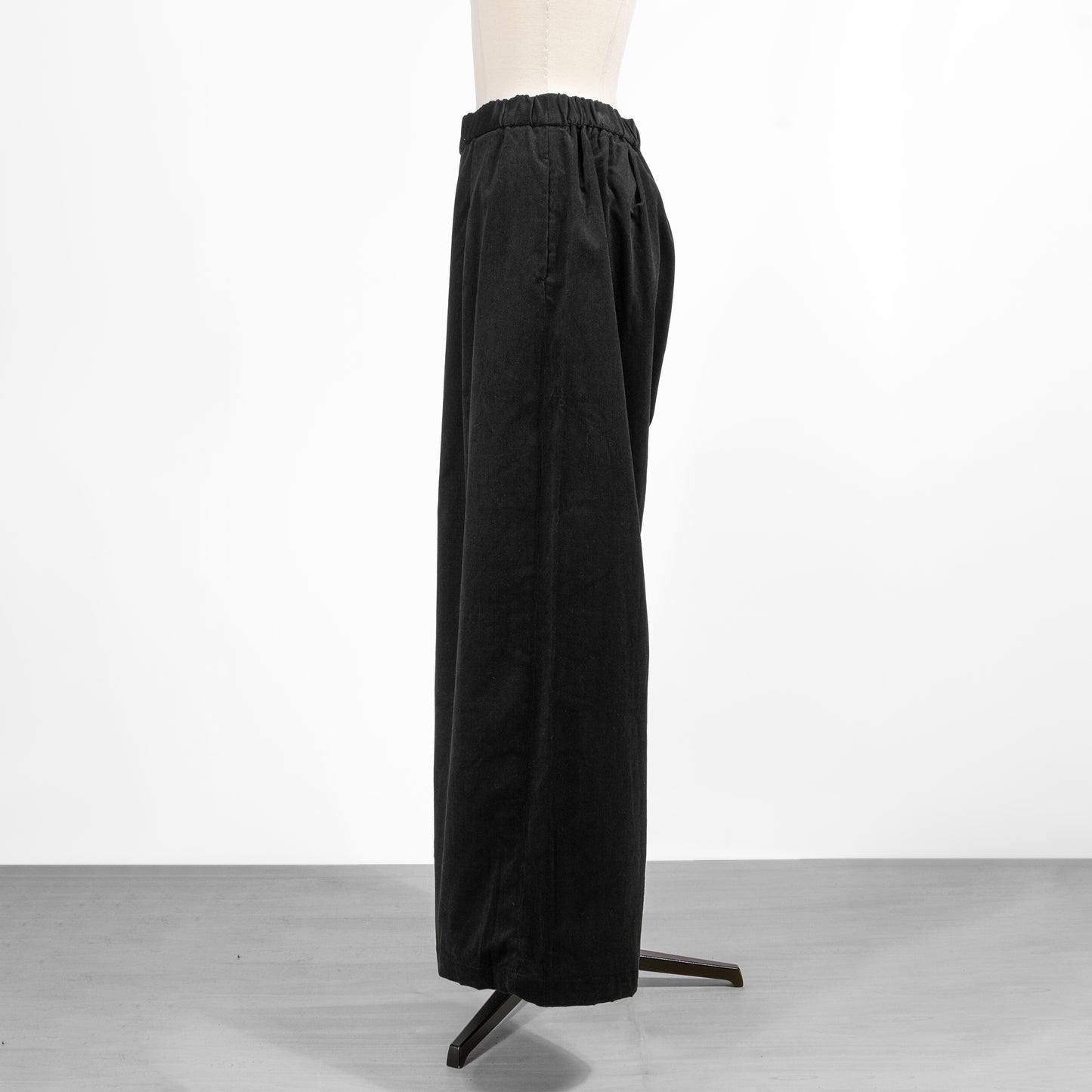 25AW mizuiro ind コーデュロイタックワイドパンツ 4-260067