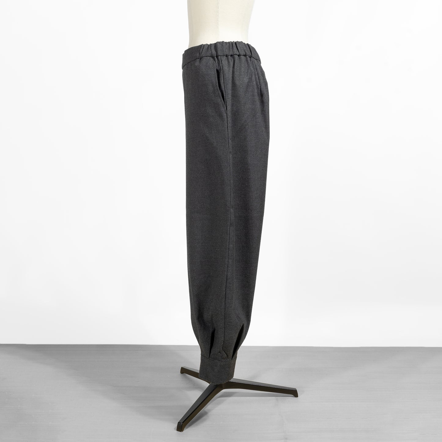 25AW mizuiro ind タックヘムパンツ 4-260056