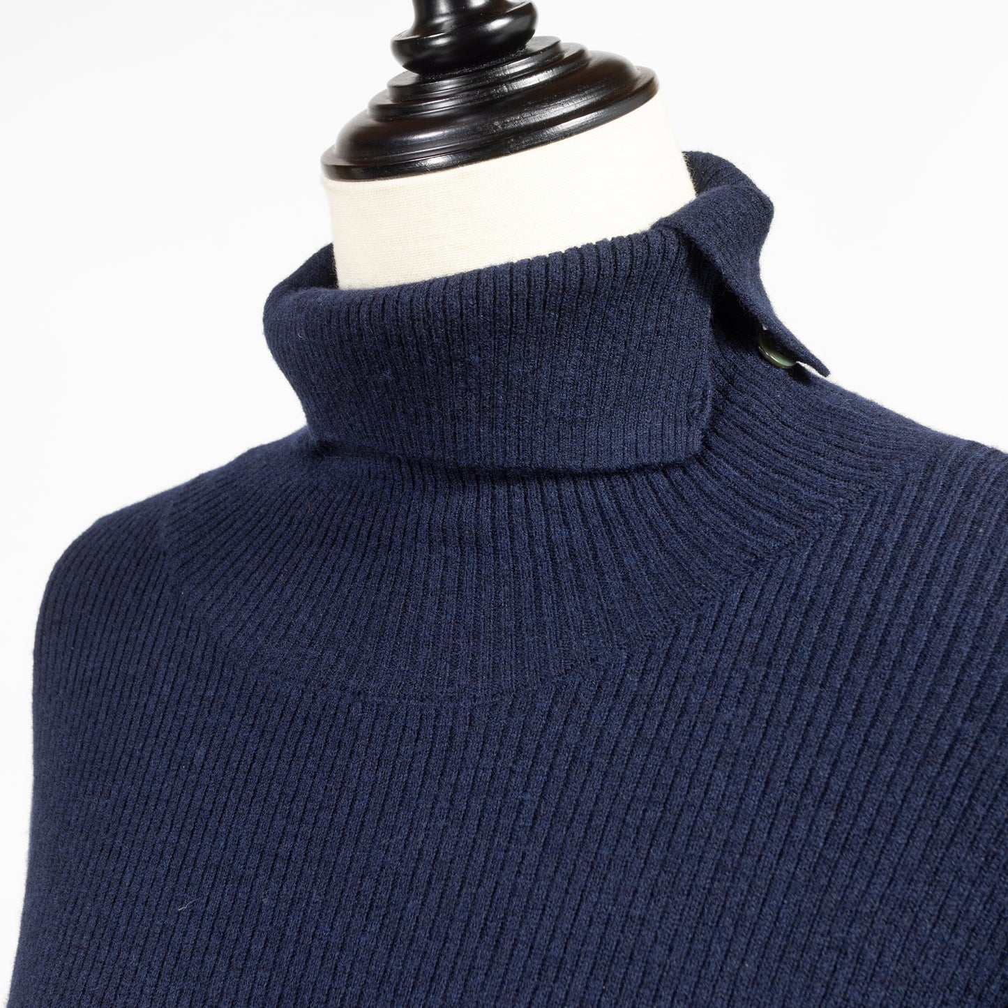 25AW mizuiro ind ボタン付きリブハイネックプルオーバー 4-220090