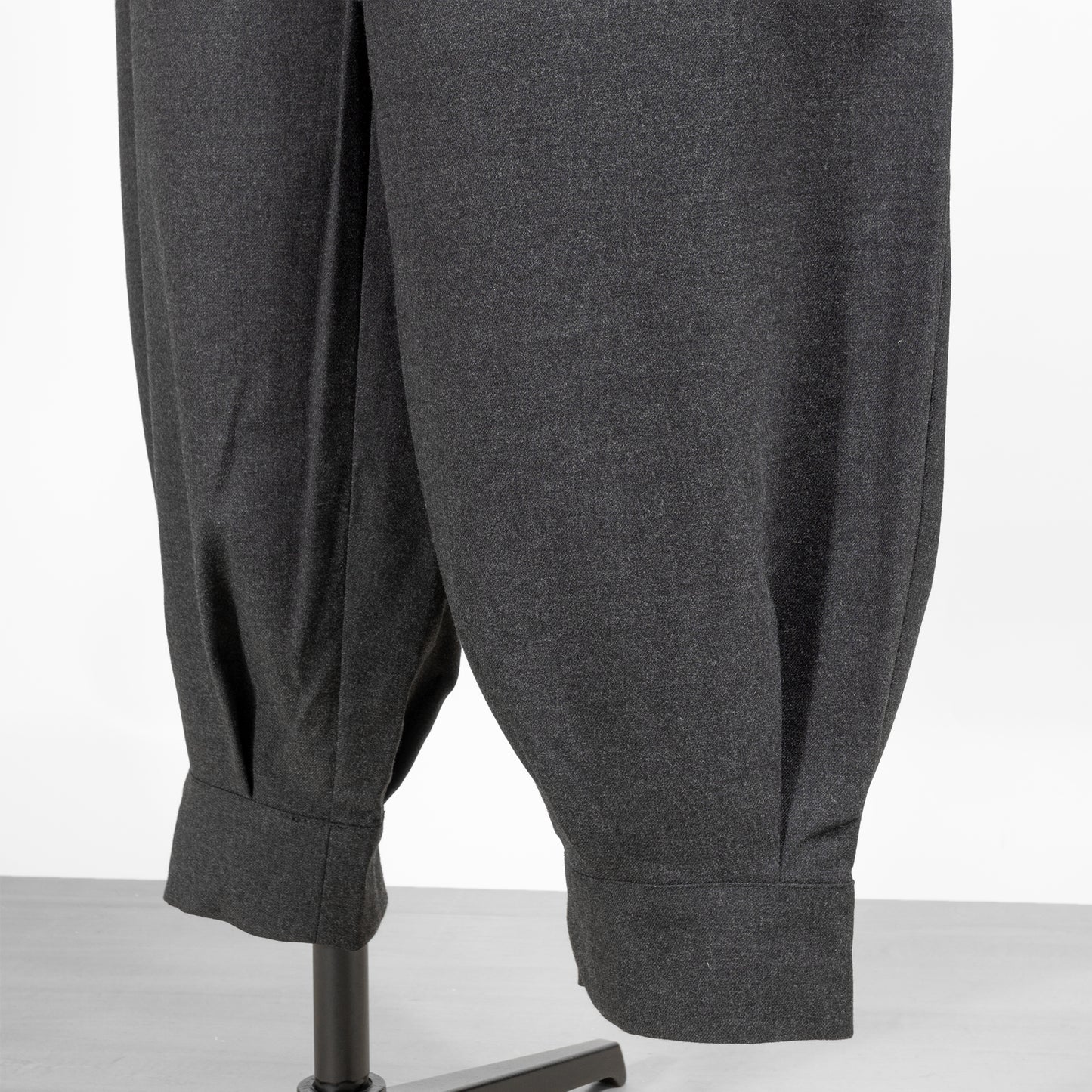 25AW mizuiro ind タックヘムパンツ 4-260056