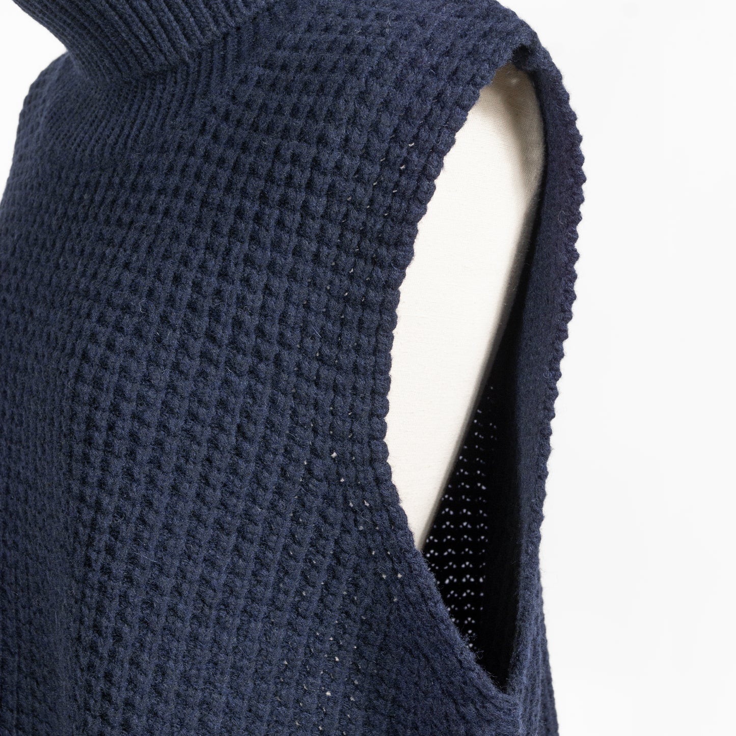 25AW mizuiro ind ワッフルハイネックベスト4-220093