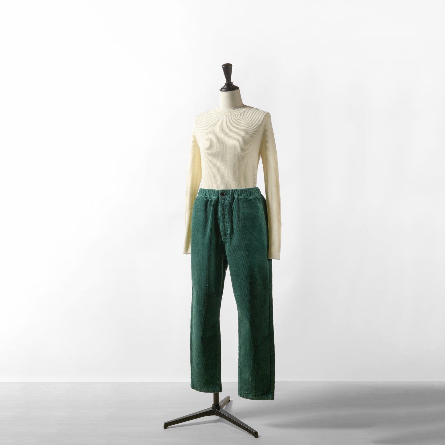 NATURAL LAUNDRY STRETCH CORDUROY TAPERED PANTS
