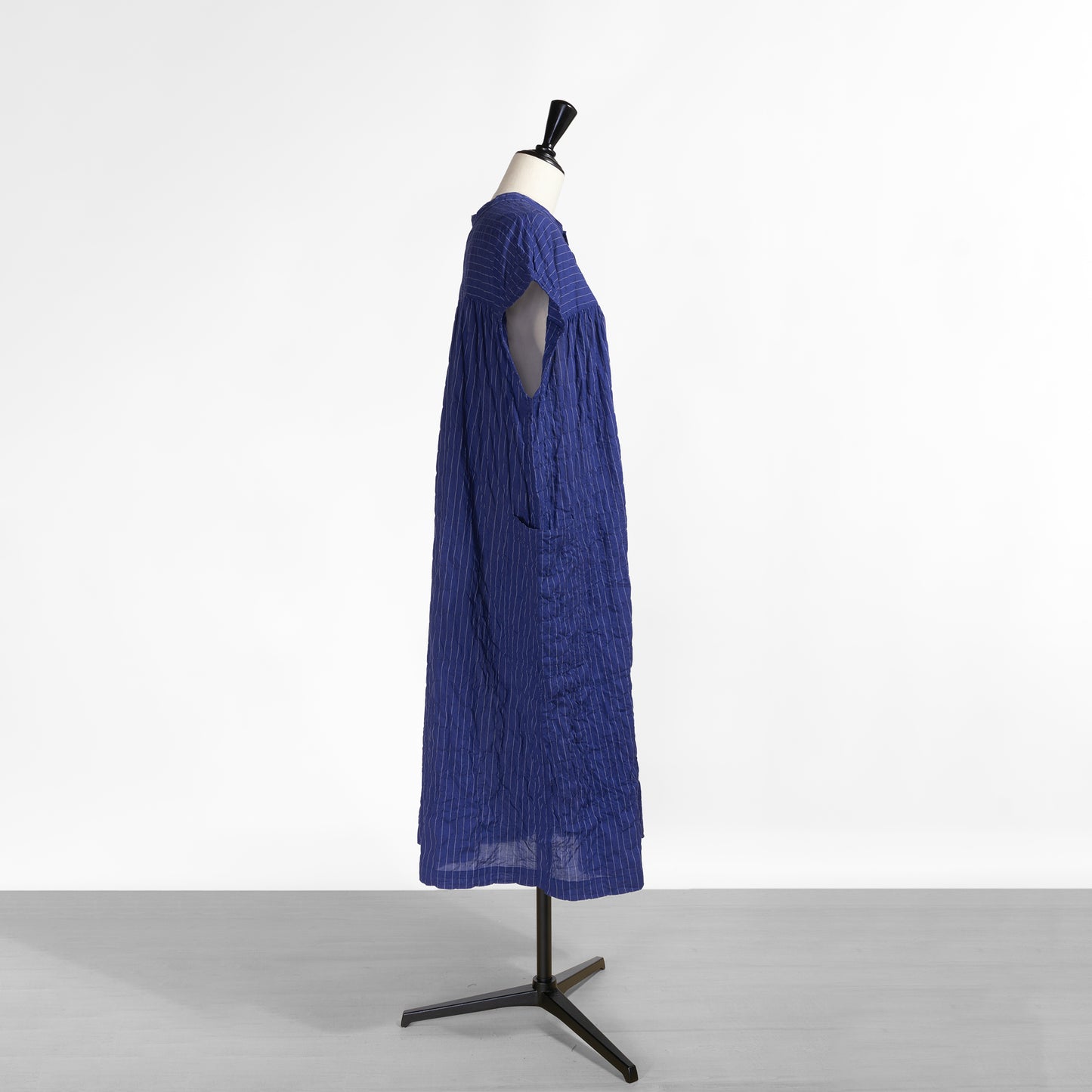 26SS NATURAL LAUNDRY 先染めシャーリング 2Wayワンピース 7263O-003